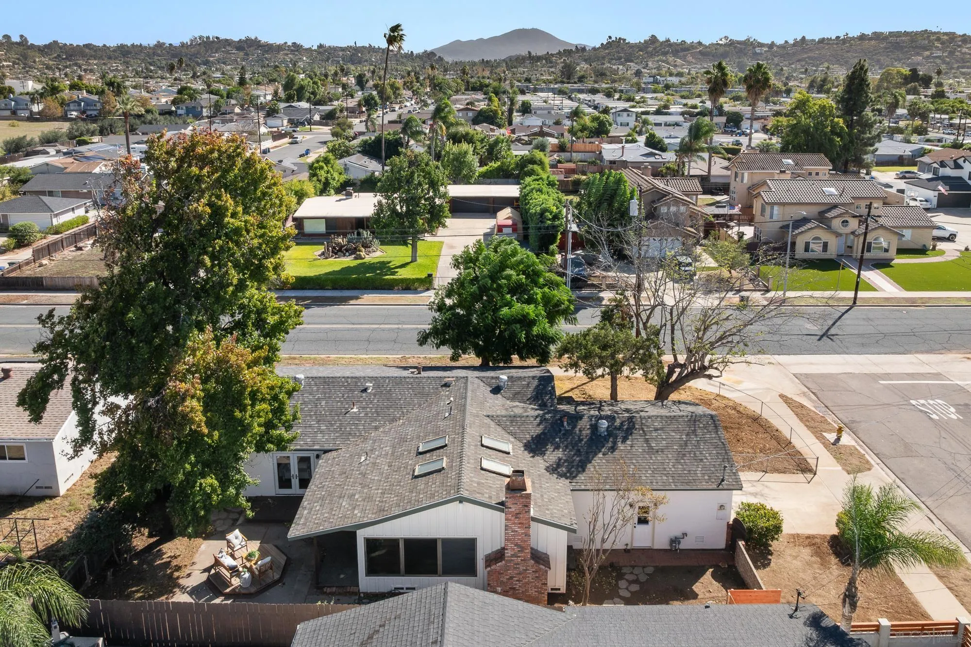 https://cdn.realtyfeed.com/cdn/127/260025343/ef727ffa42796c4102f584ecb3e44712.webp