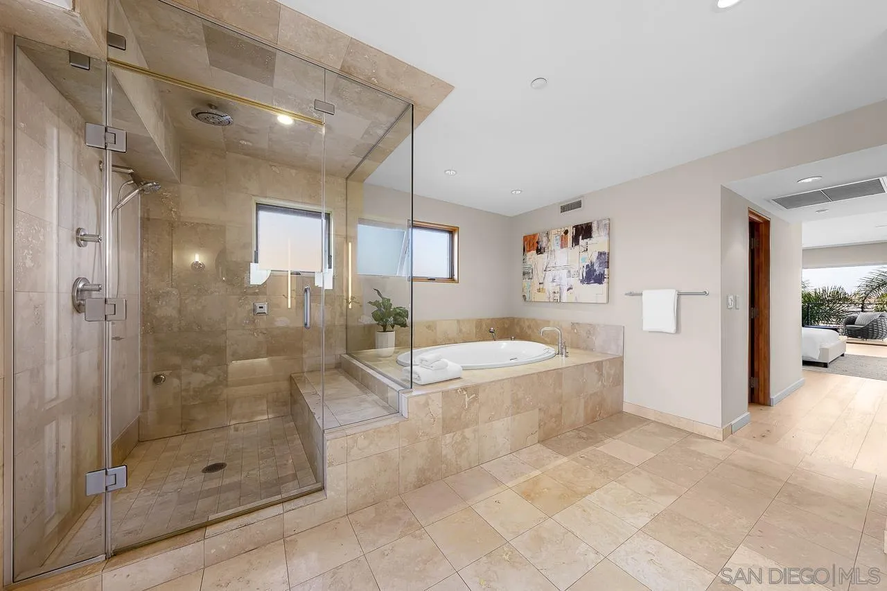 1064 Anchorage Lane, San Diego, CA 92106 1064 Anchorage Lane, San Diego, CA 92106