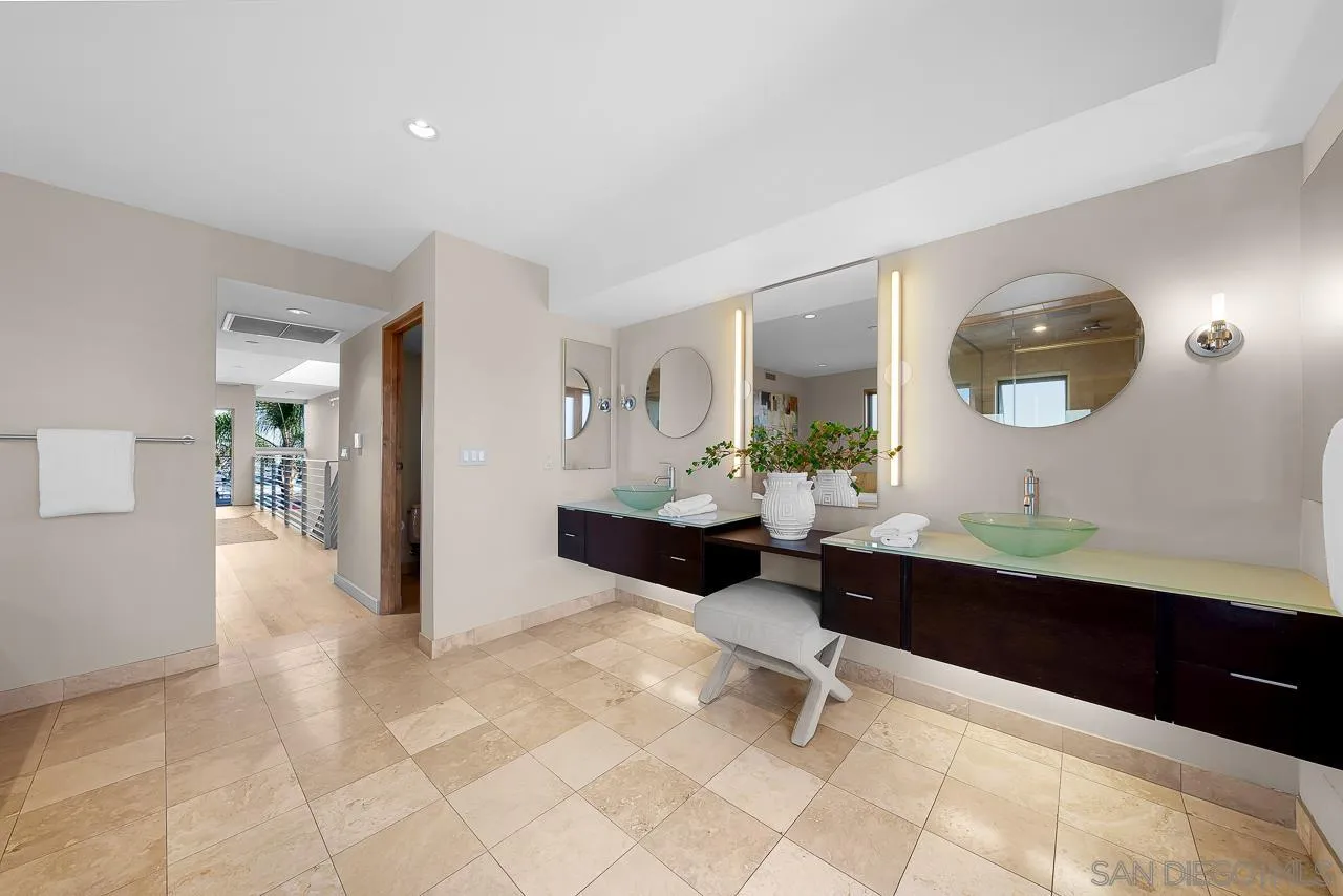 https://cdn.realtyfeed.com/cdn/127/260025353/a8397cbc834fcd6c9cdd1138bab670a0.webp
