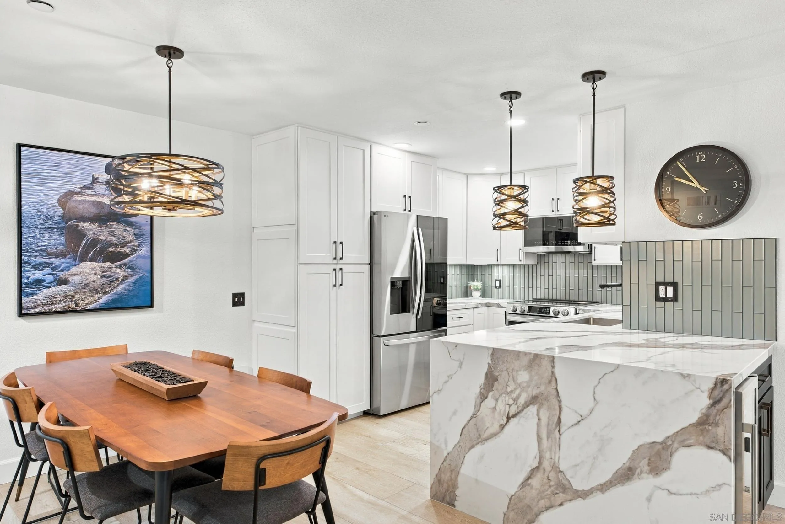 https://cdn.realtyfeed.com/cdn/127/260025355/8a90e43c5688d395953d29dae0344647.webp