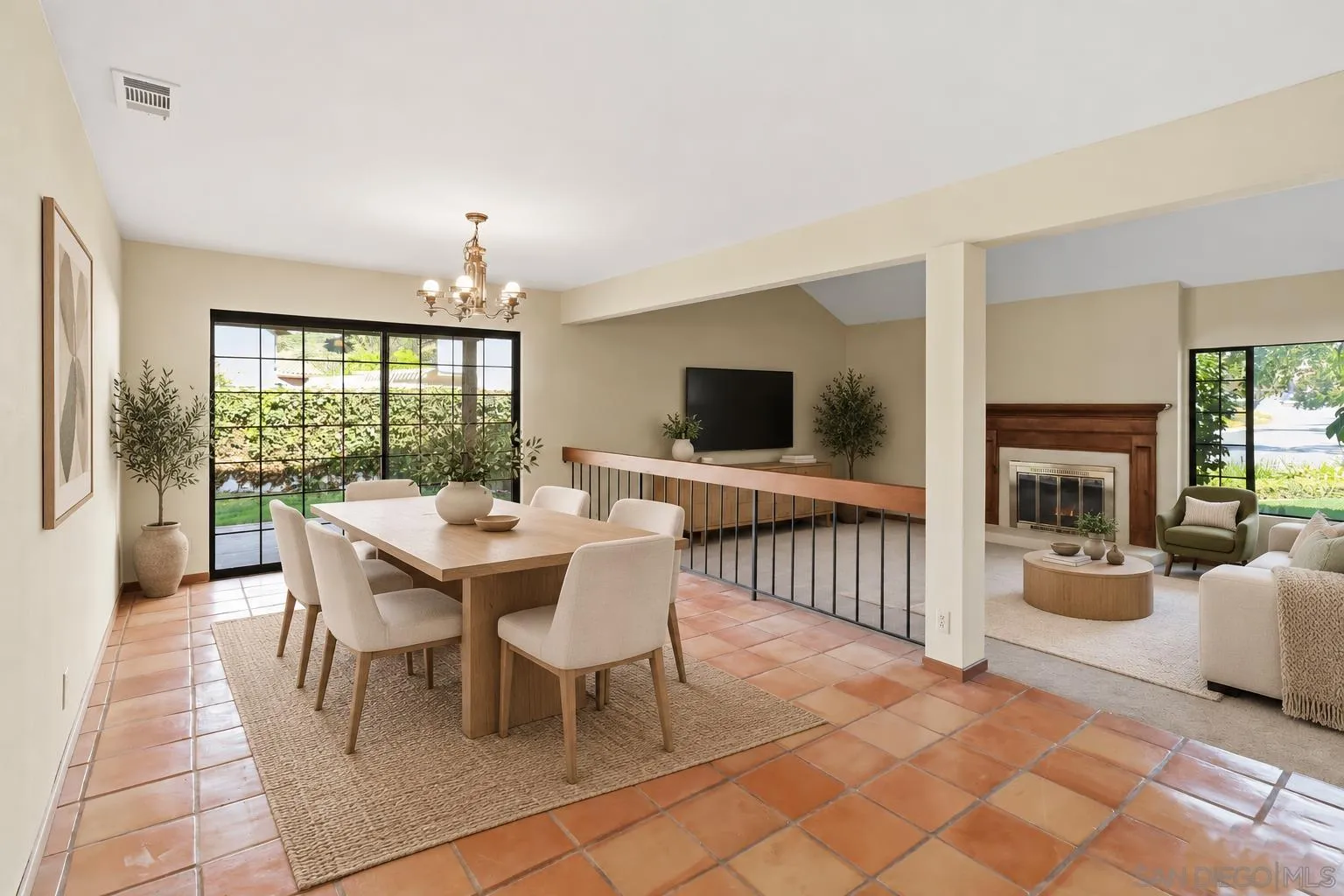 2365 Carriage Cir, Oceanside, CA 92056 Digitally Altered