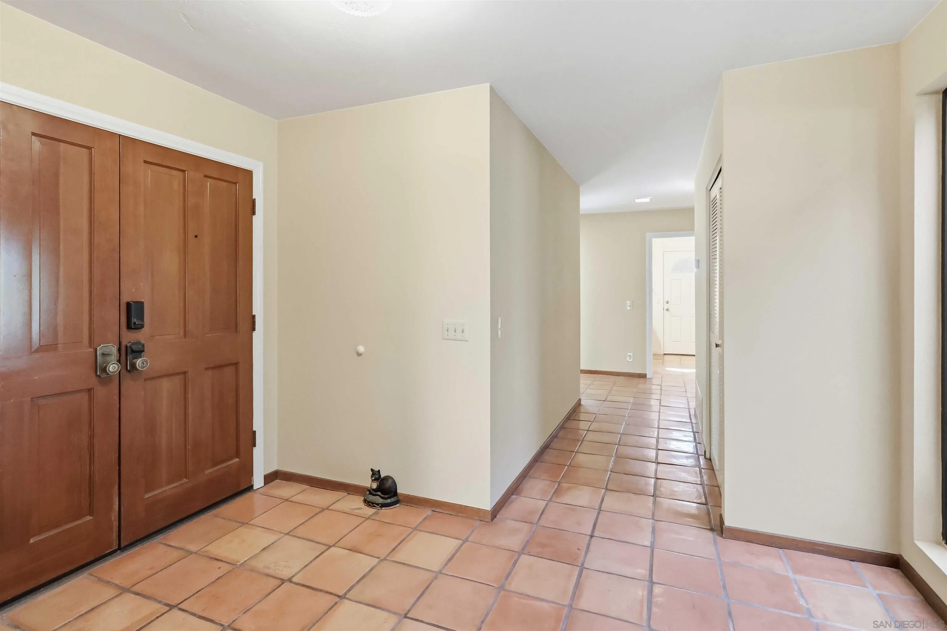 2365 Carriage Cir, Oceanside, CA 92056 Front Door looking toward Guest Bathroom and Bedrooms