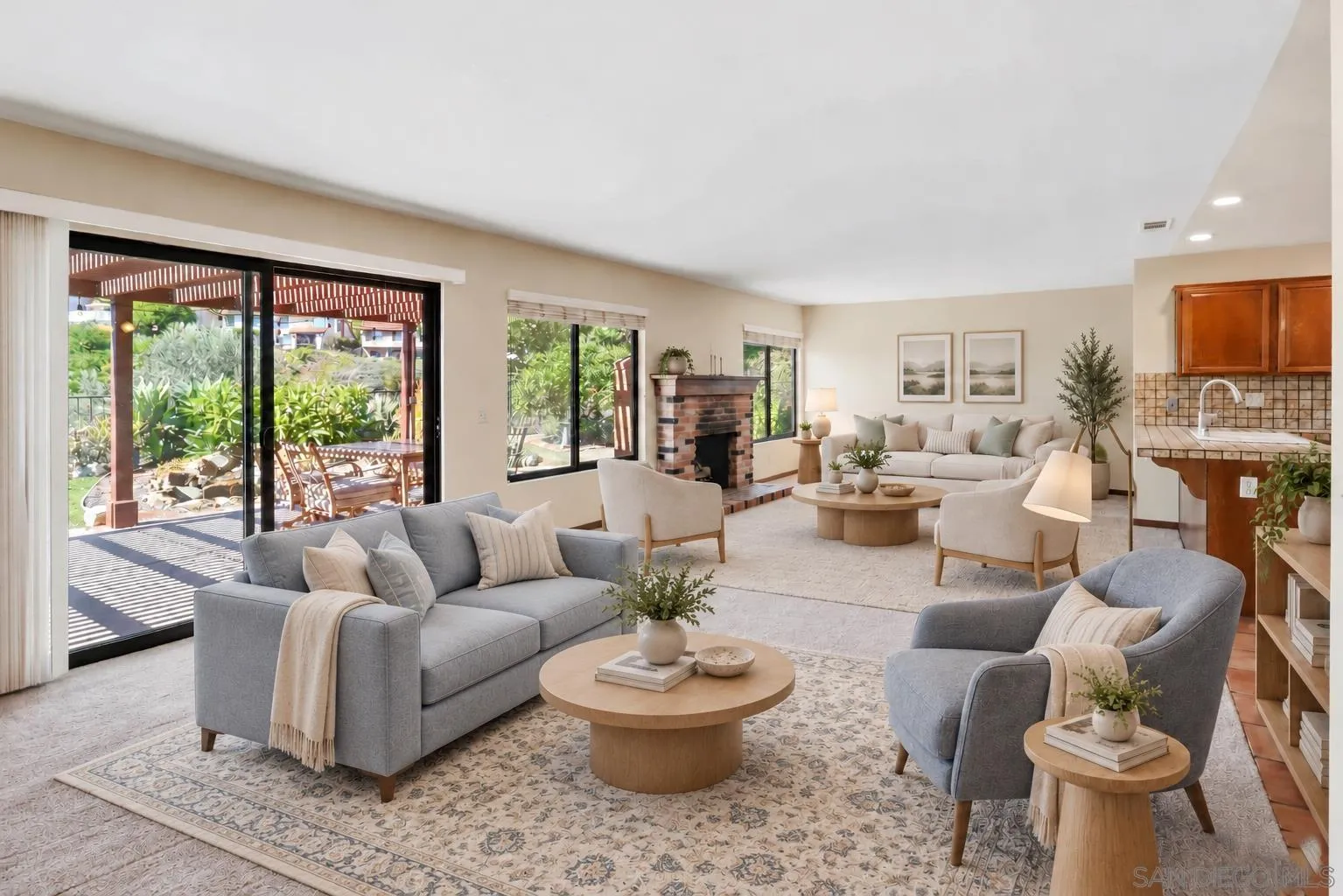 2365 Carriage Cir, Oceanside, CA 92056 Digitally Altered
