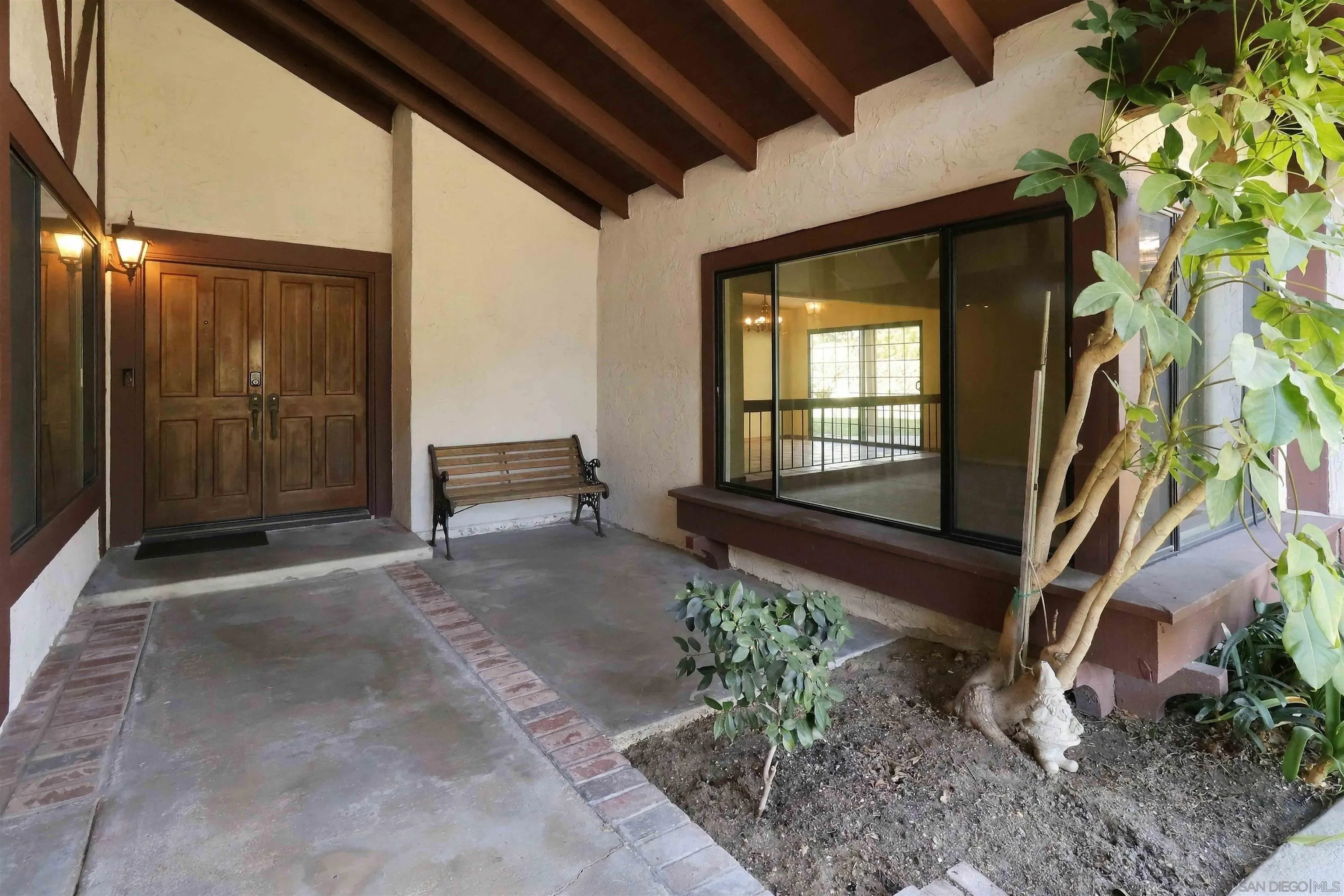 2365 Carriage Cir, Oceanside, CA 92056 Front Covered Entrance