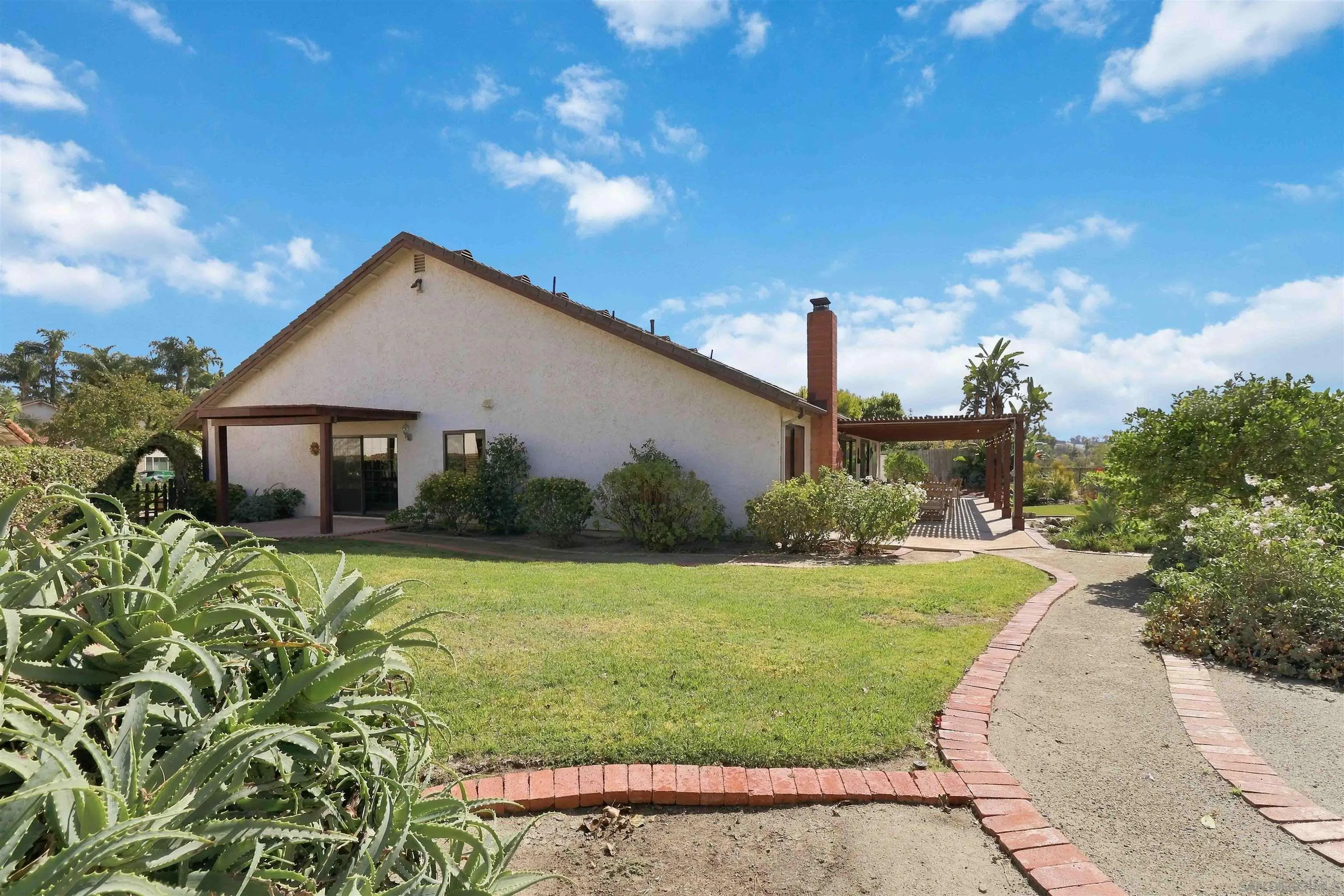 2365 Carriage Cir, Oceanside, CA 92056 Exterior Back