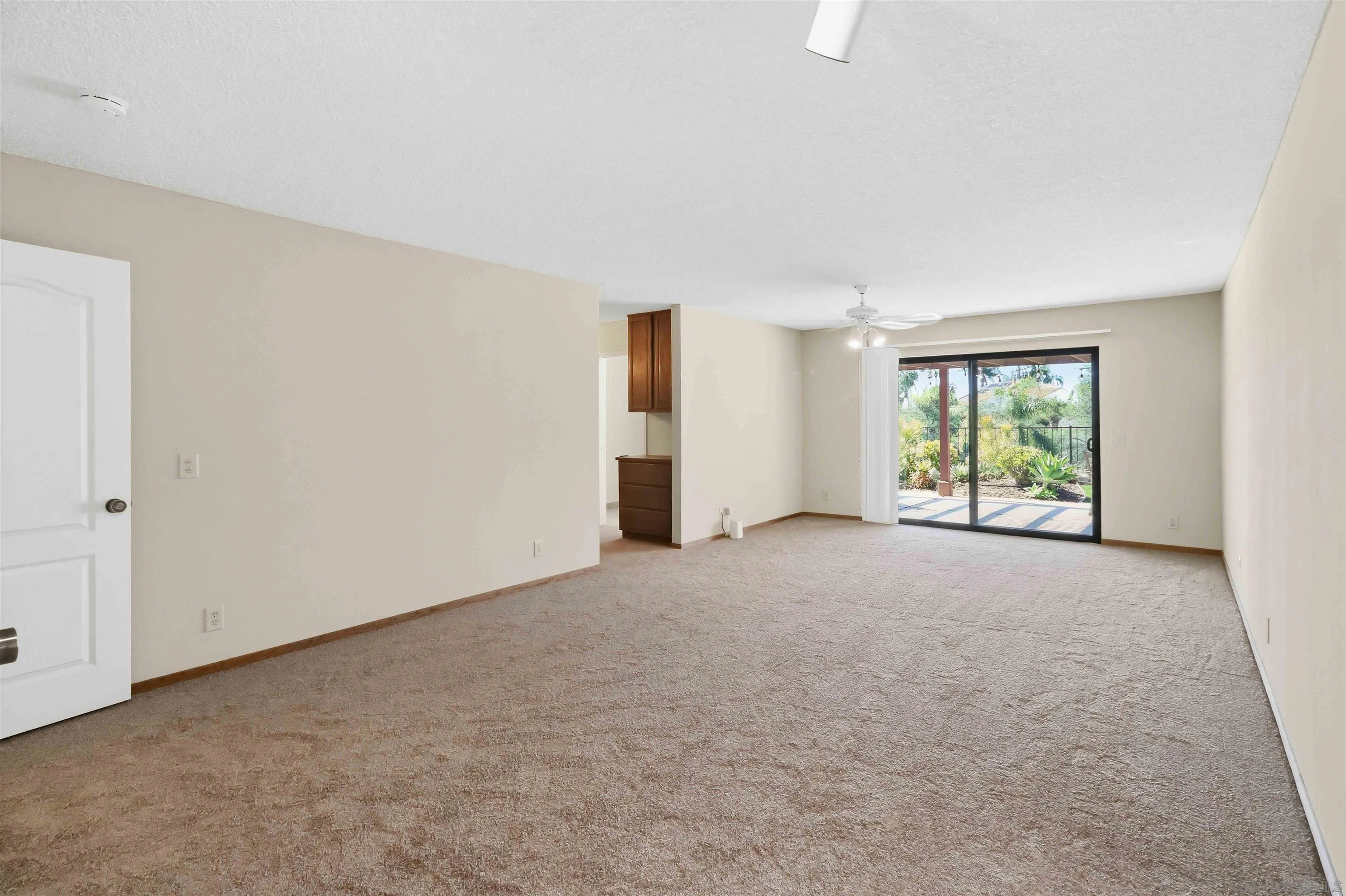 2365 Carriage Cir, Oceanside, CA 92056 Primary Bedroom