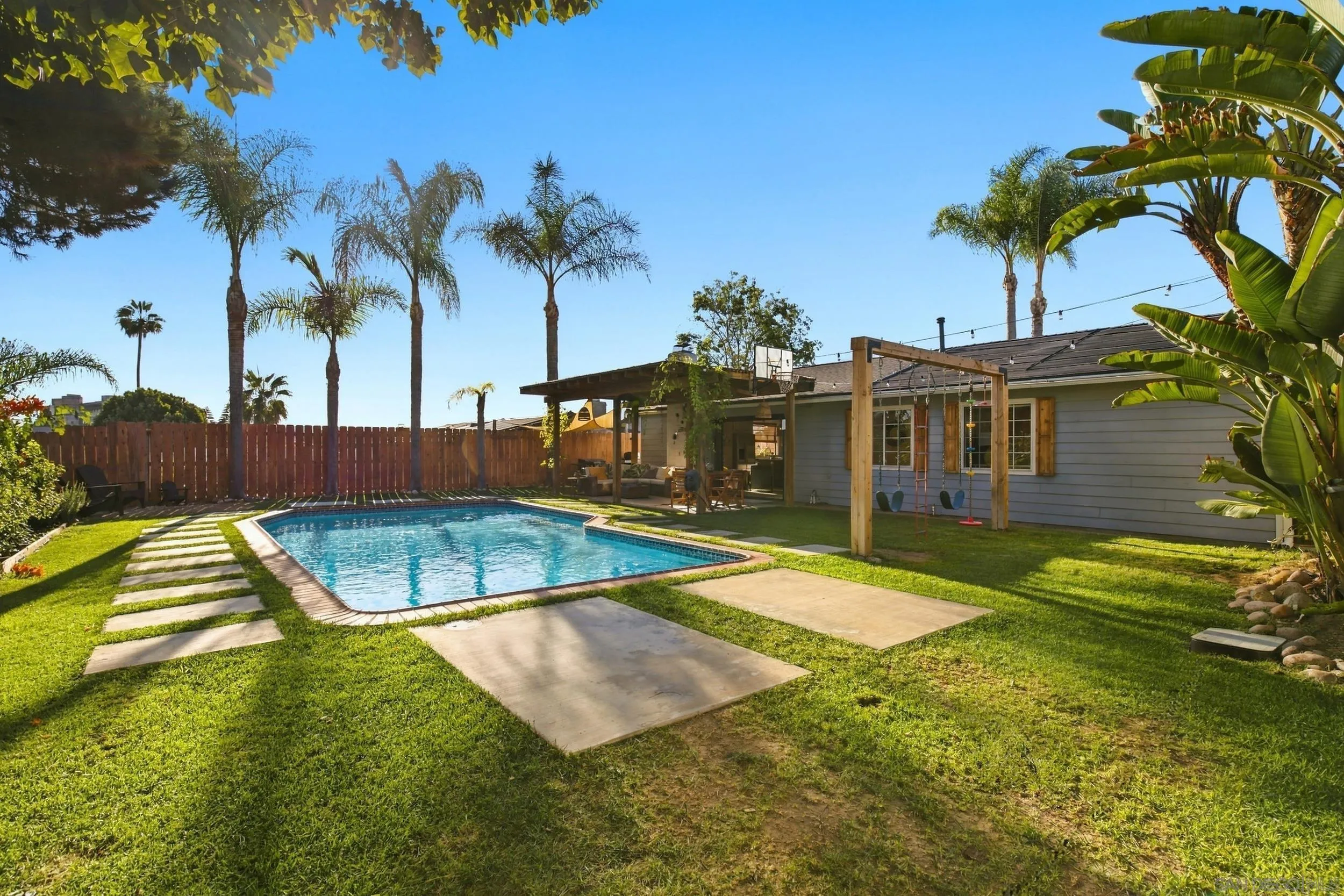 7031 Beagle St, San Diego, CA 92111 7031 Beagle St, San Diego, CA 92111