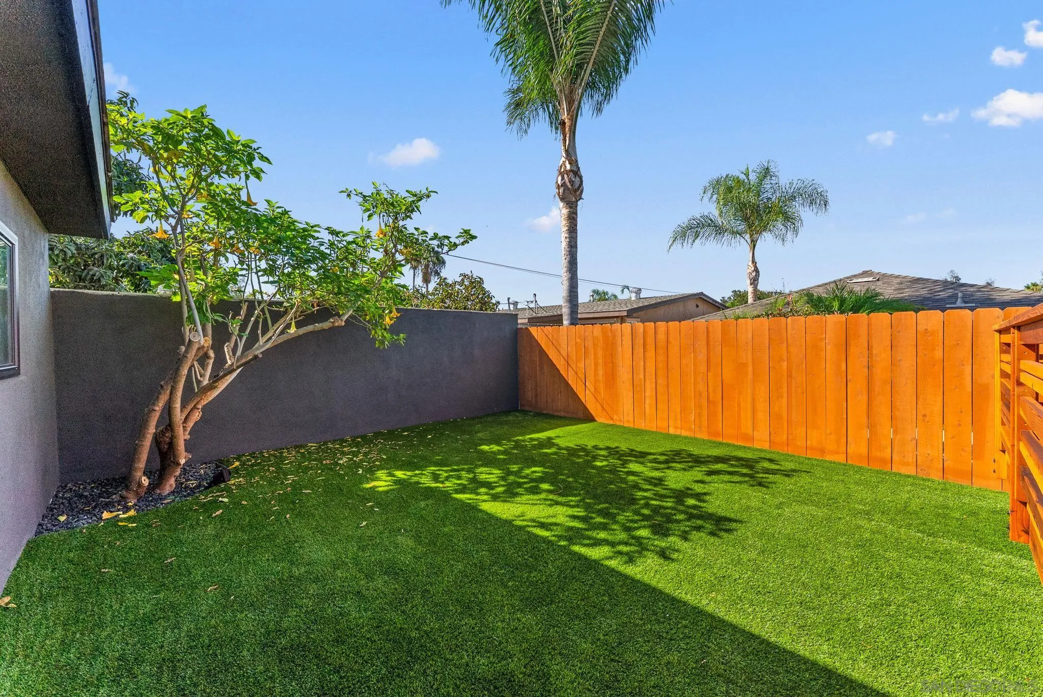 https://cdn.realtyfeed.com/cdn/127/260025369/2a4c28e90ad9997f5e3d64ca7ca74898.webp