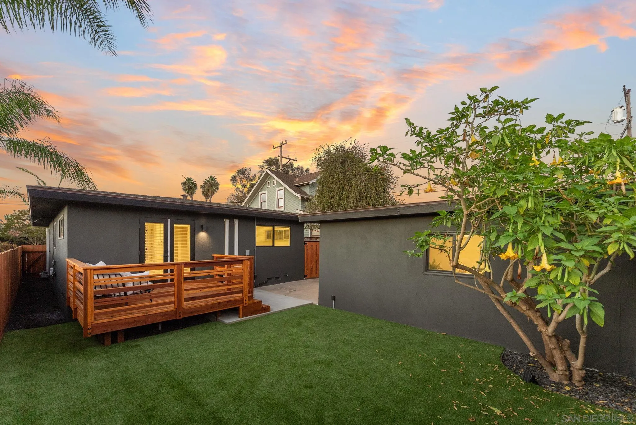 https://cdn.realtyfeed.com/cdn/127/260025369/9c4f37dee63321e675e8d6fb7aa6a749.webp