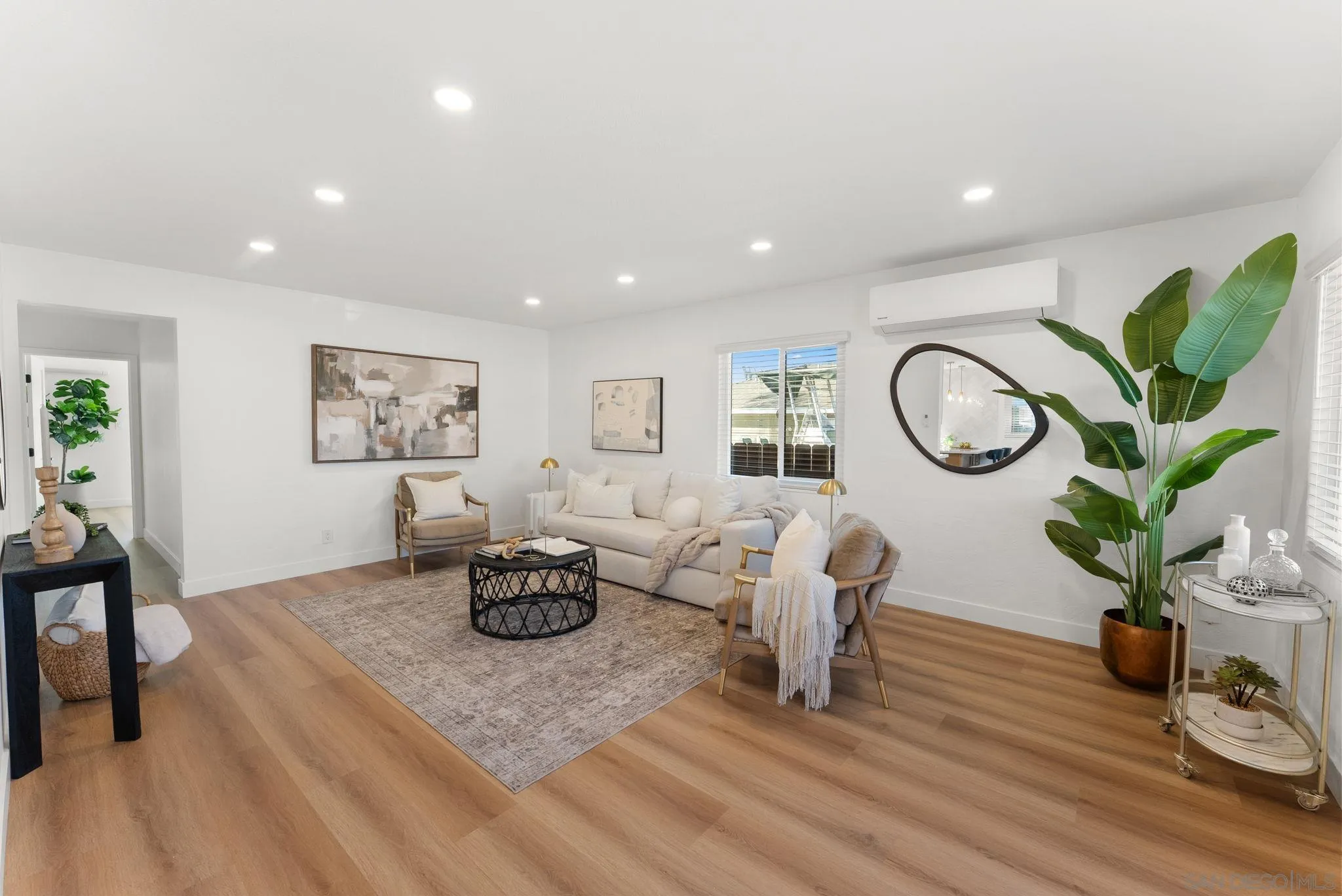 https://cdn.realtyfeed.com/cdn/127/260025369/adcd38c4e52df3e3c8d8fc34d79e2b88.webp