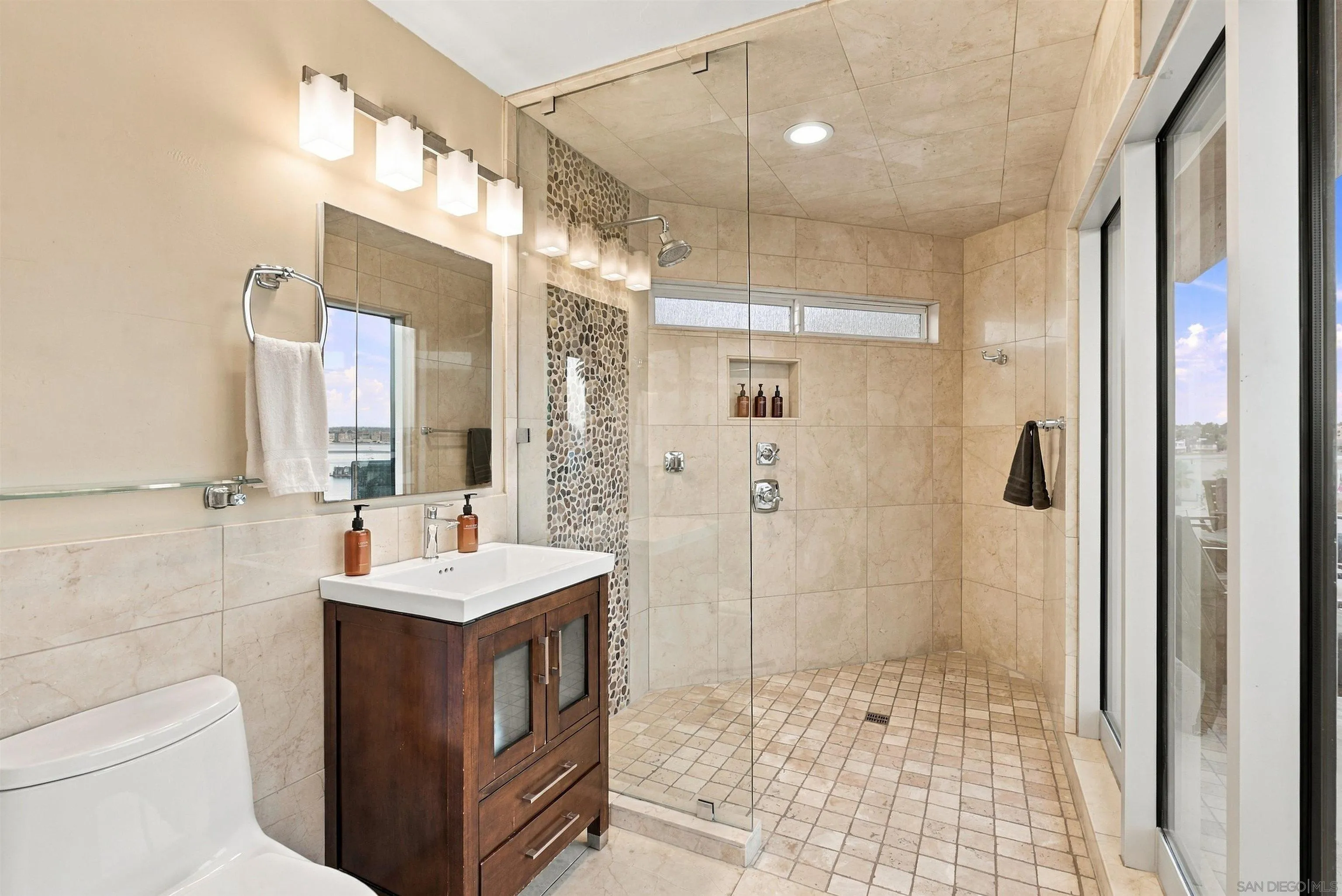 3958-60 Bayside Walk, San Diego, CA 92109
