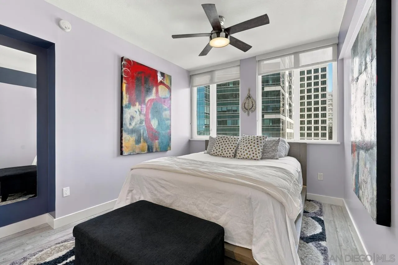 700 W E, #1305, San Diego, CA 92101 700 W E, #1305, San Diego, CA 92101