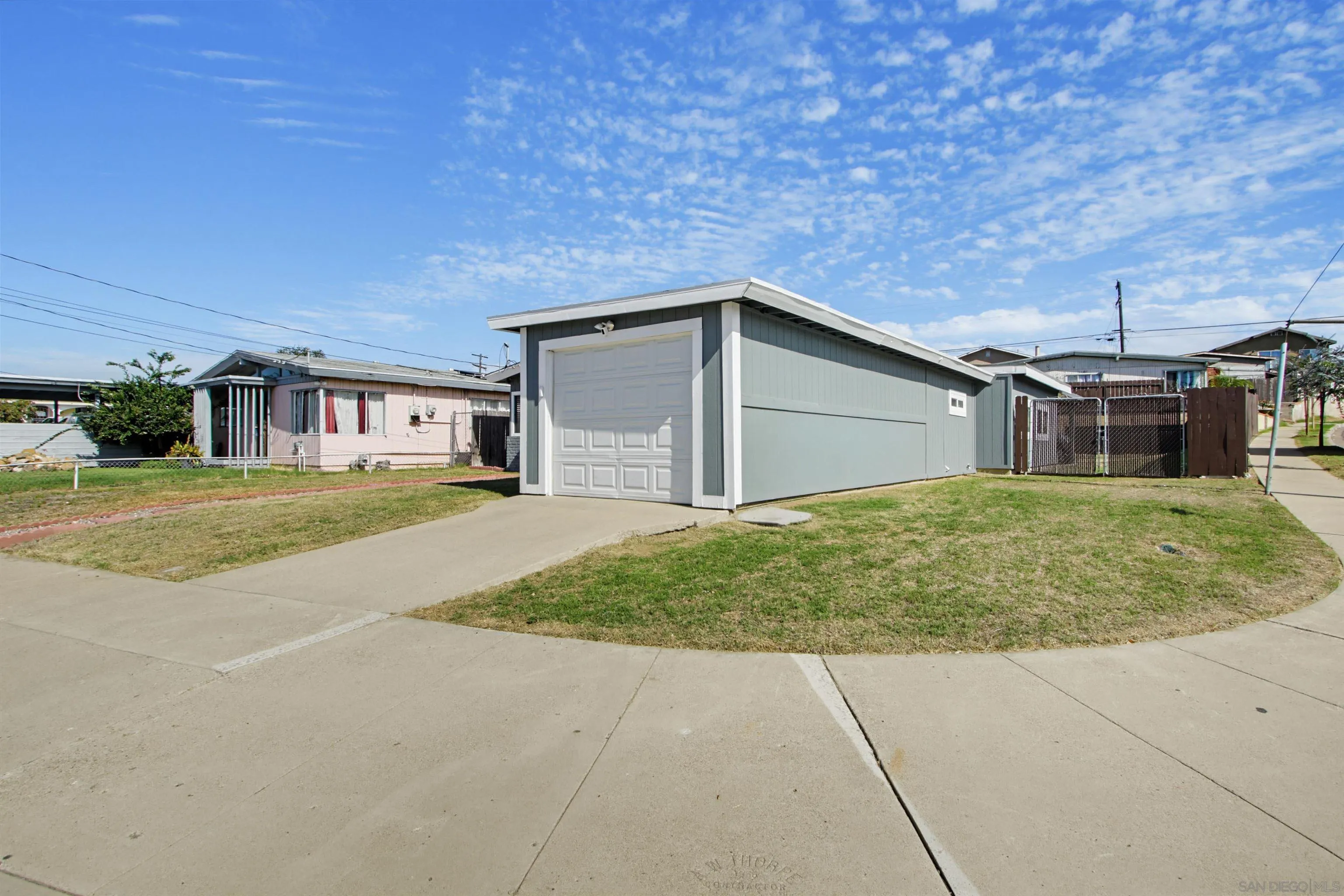 https://cdn.realtyfeed.com/cdn/127/260025379/5eba7da9011688a39672c8219e5aeca5.webp