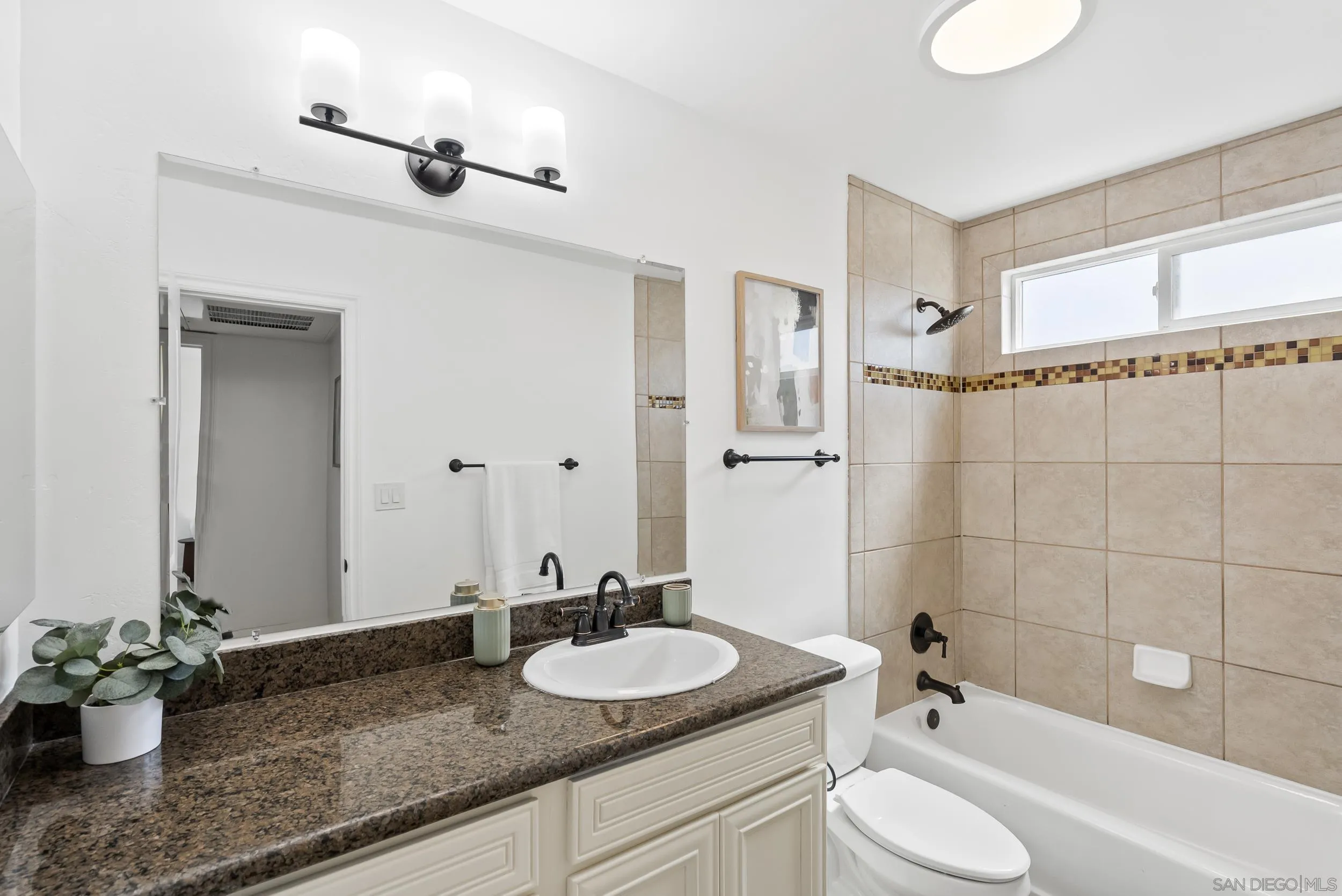 1030 Robinson Ave, #207, San Diego, CA 92103 1030 Robinson Ave, #207, San Diego, CA 92103
