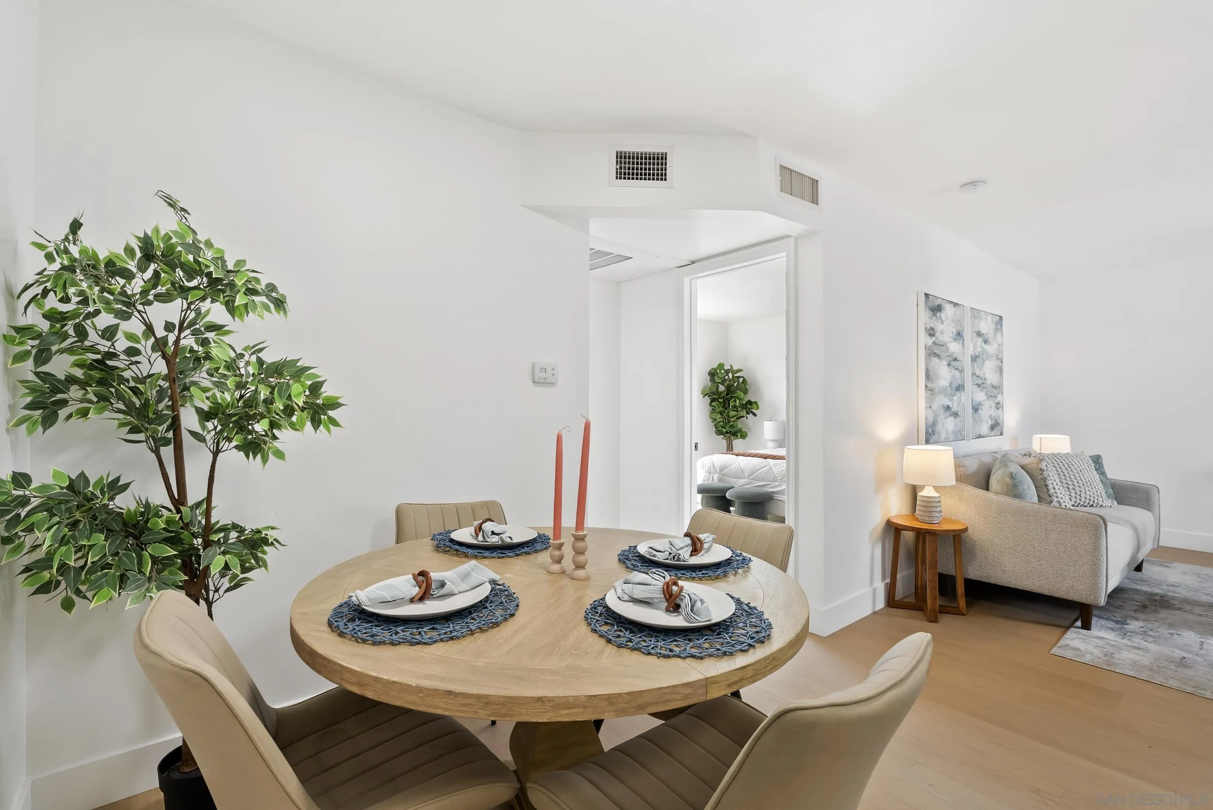 1030 Robinson Ave, #207, San Diego, CA 92103 1030 Robinson Ave, #207, San Diego, CA 92103
