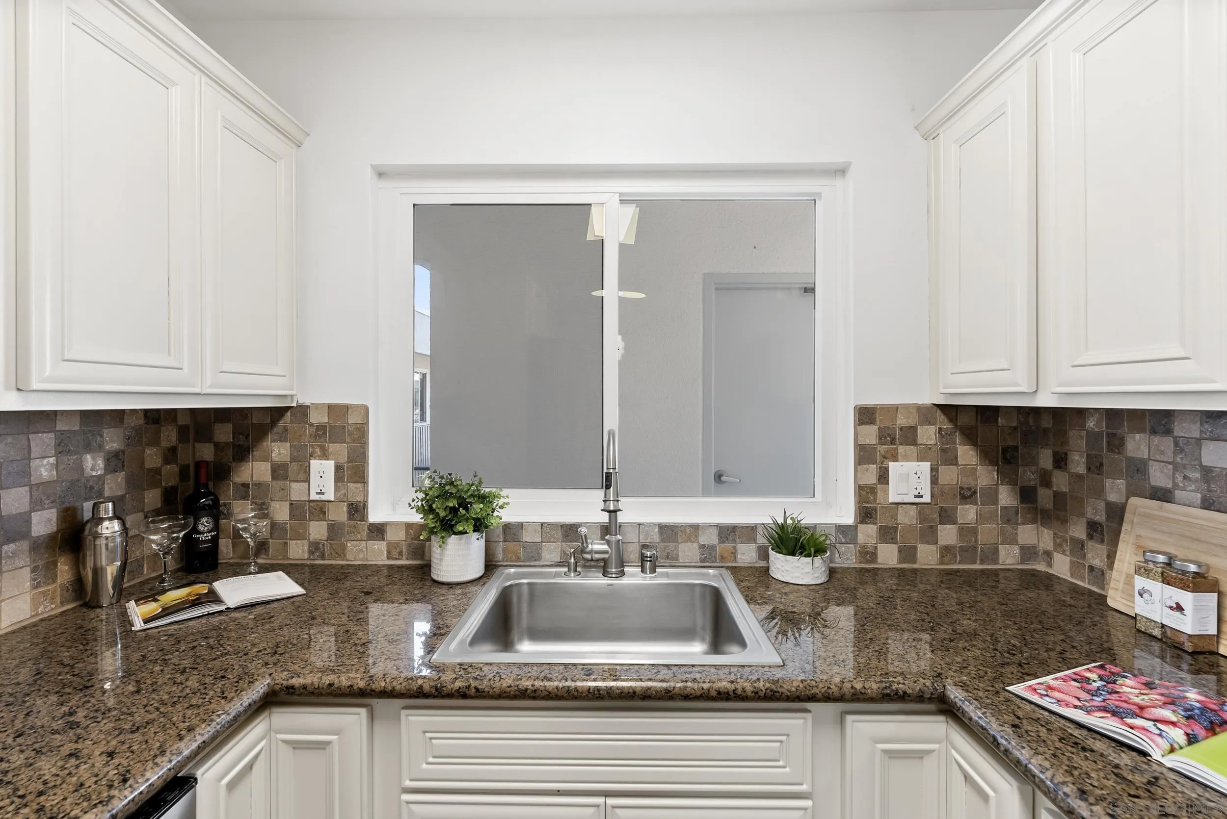 1030 Robinson Ave, #207, San Diego, CA 92103 1030 Robinson Ave, #207, San Diego, CA 92103