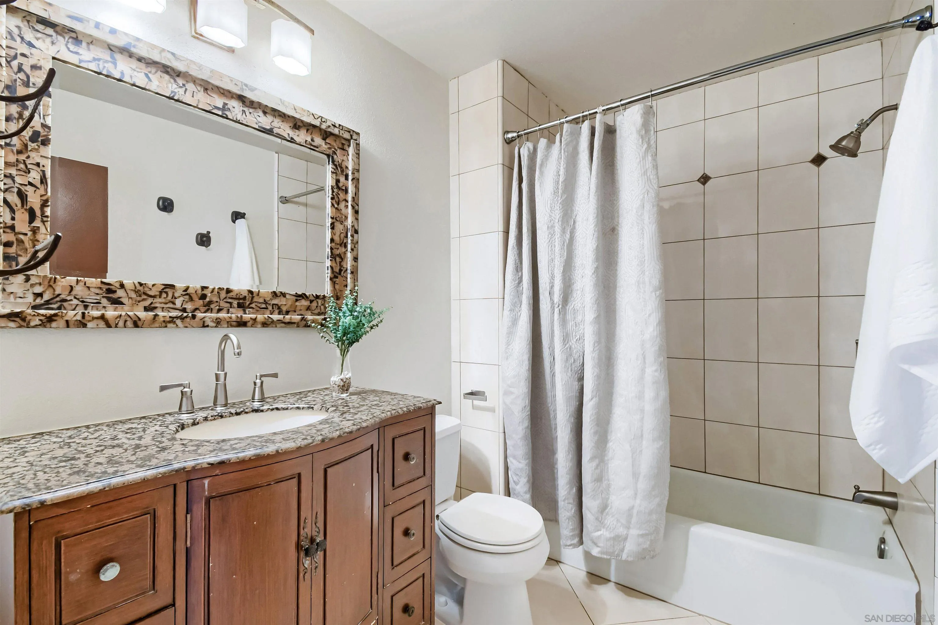 10912 Promesa Dr., San Diego, CA 92124