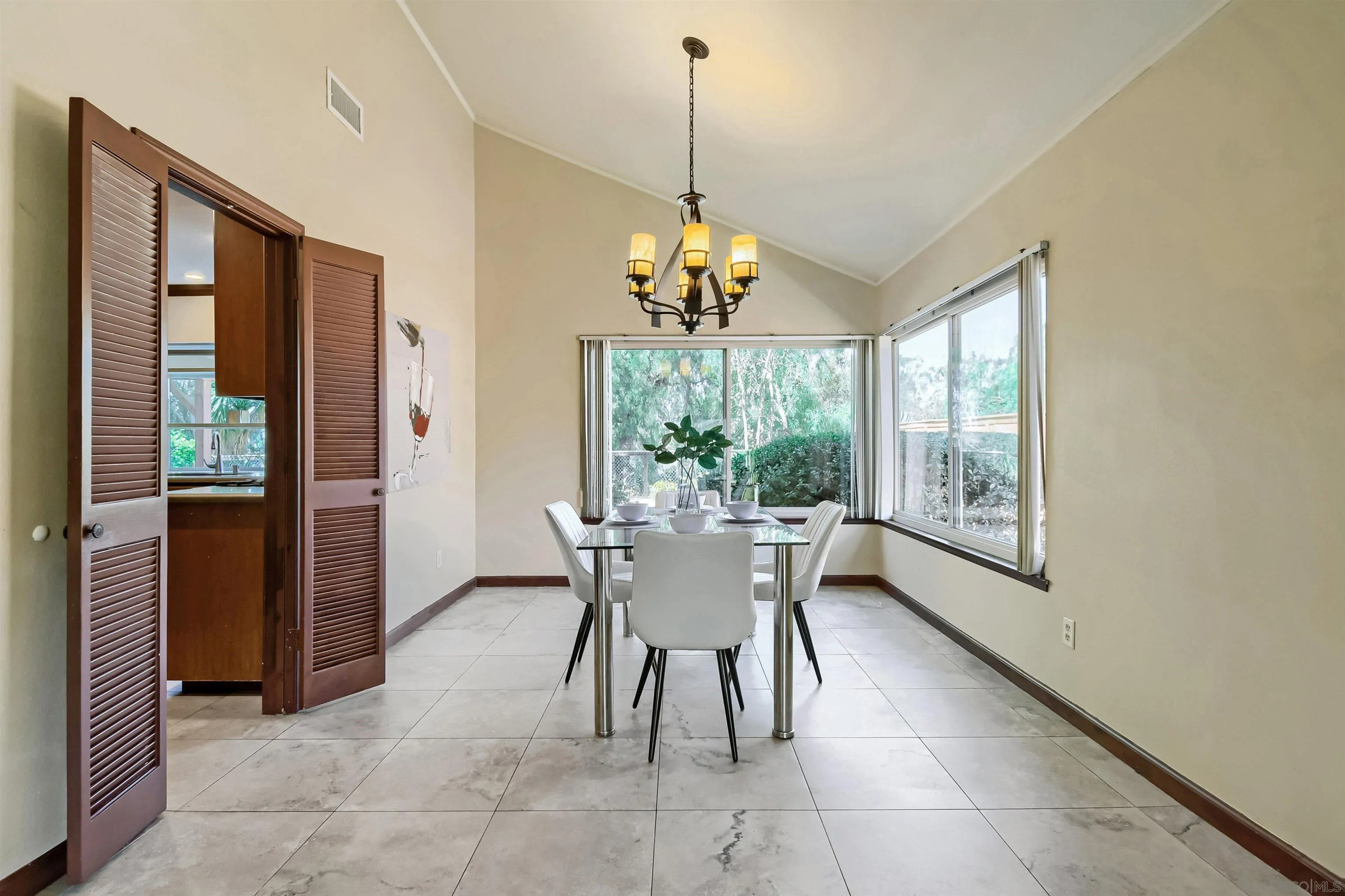 10912 Promesa Dr., San Diego, CA 92124