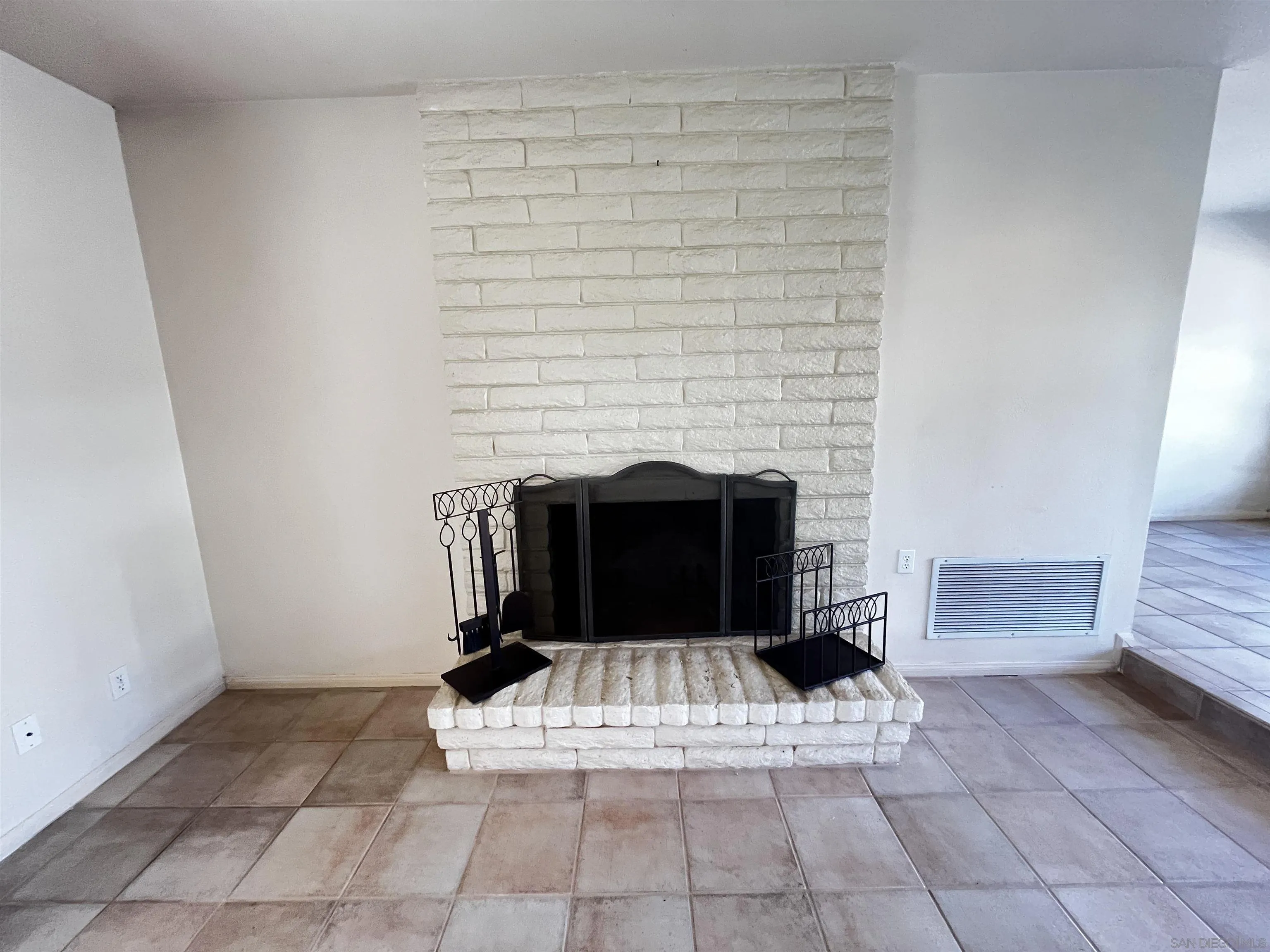 130 Alva, Fallbrook, CA 92028