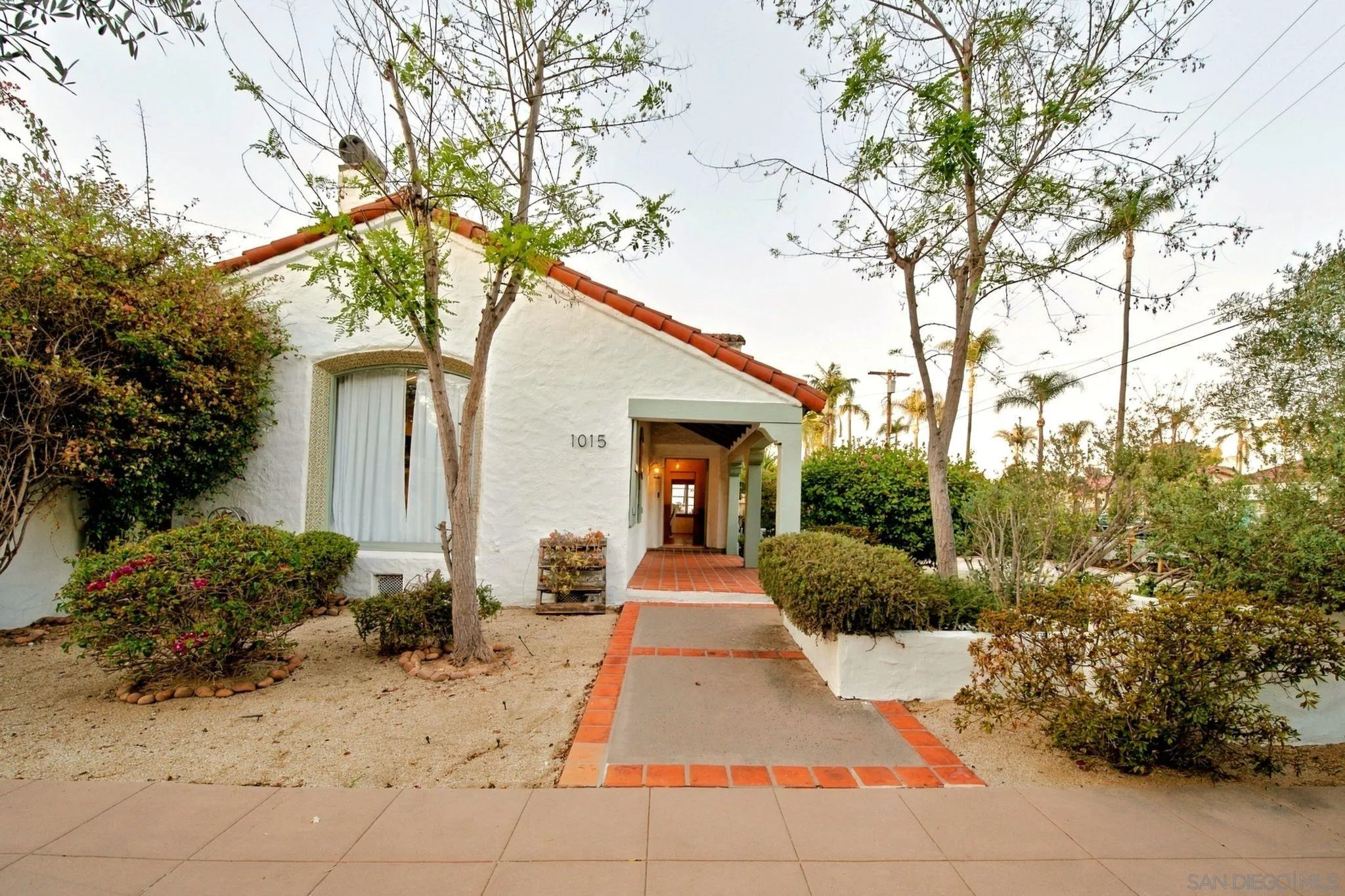 1015 Myrtle Way, San Diego, CA 92103 1015 Myrtle Way, San Diego, CA 92103