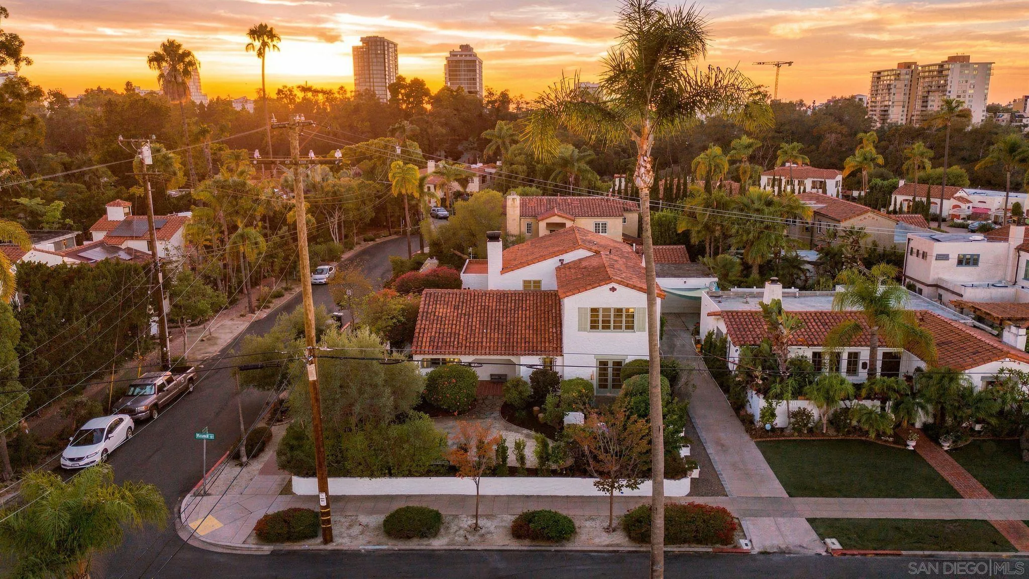 1015 Myrtle Way, San Diego, CA 92103 1015 Myrtle Way, San Diego, CA 92103