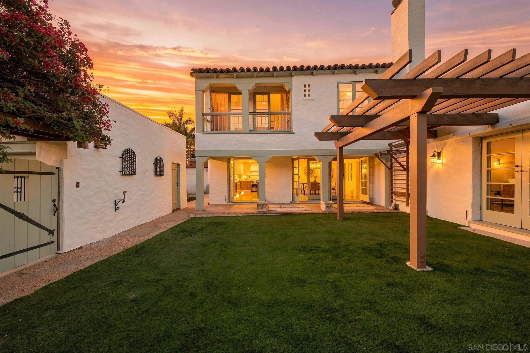1015 Myrtle Way, San Diego, CA 92103 1015 Myrtle Way, San Diego, CA 92103