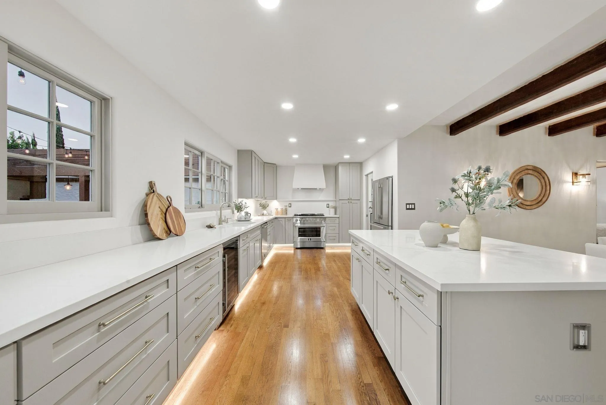 1015 Myrtle Way, San Diego, CA 92103 1015 Myrtle Way, San Diego, CA 92103