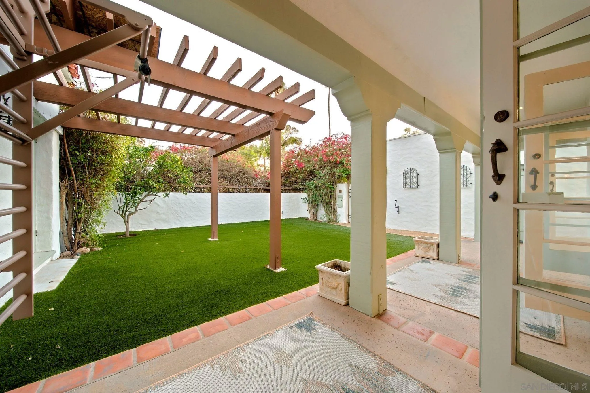 1015 Myrtle Way, San Diego, CA 92103 1015 Myrtle Way, San Diego, CA 92103