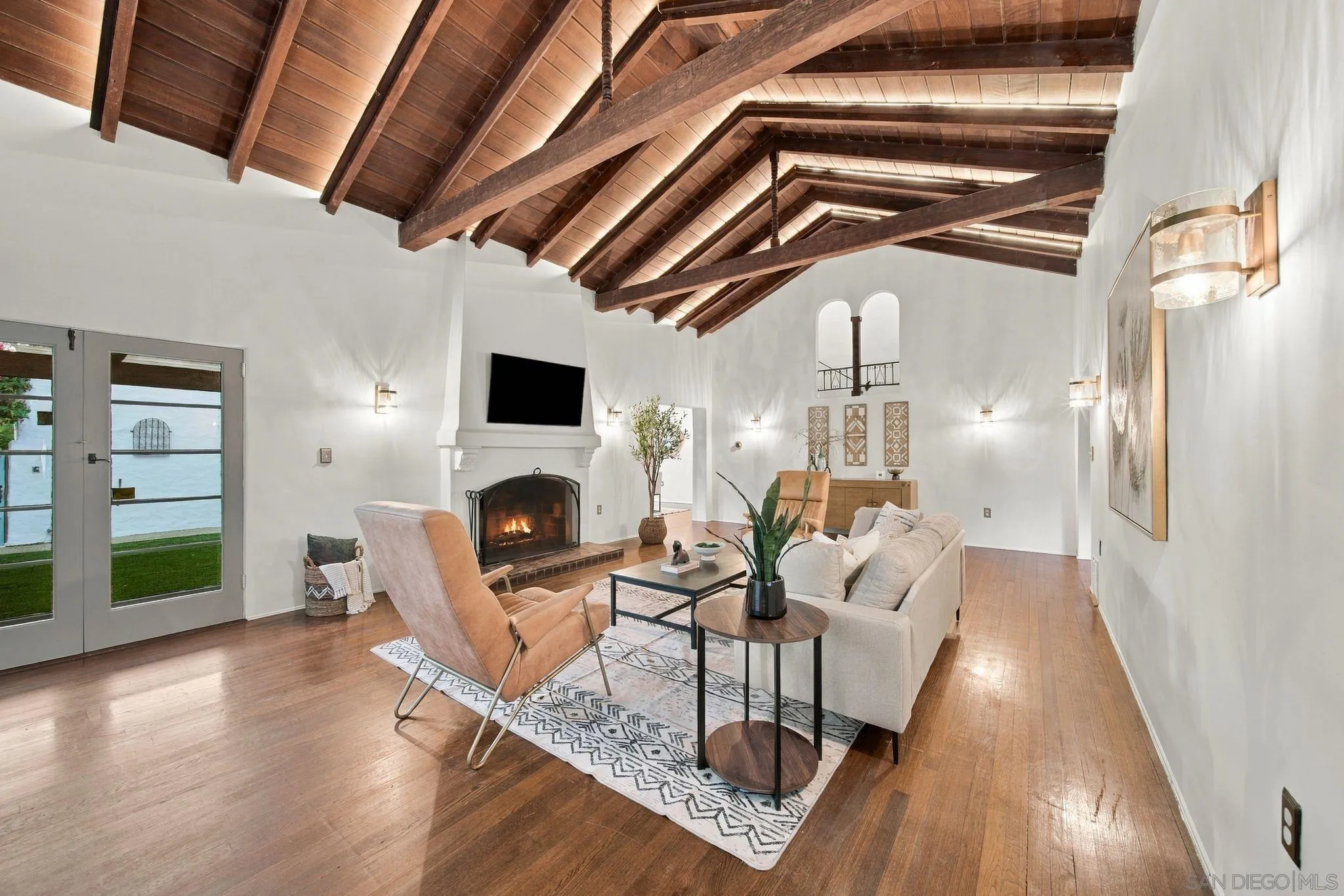 1015 Myrtle Way, San Diego, CA 92103 1015 Myrtle Way, San Diego, CA 92103