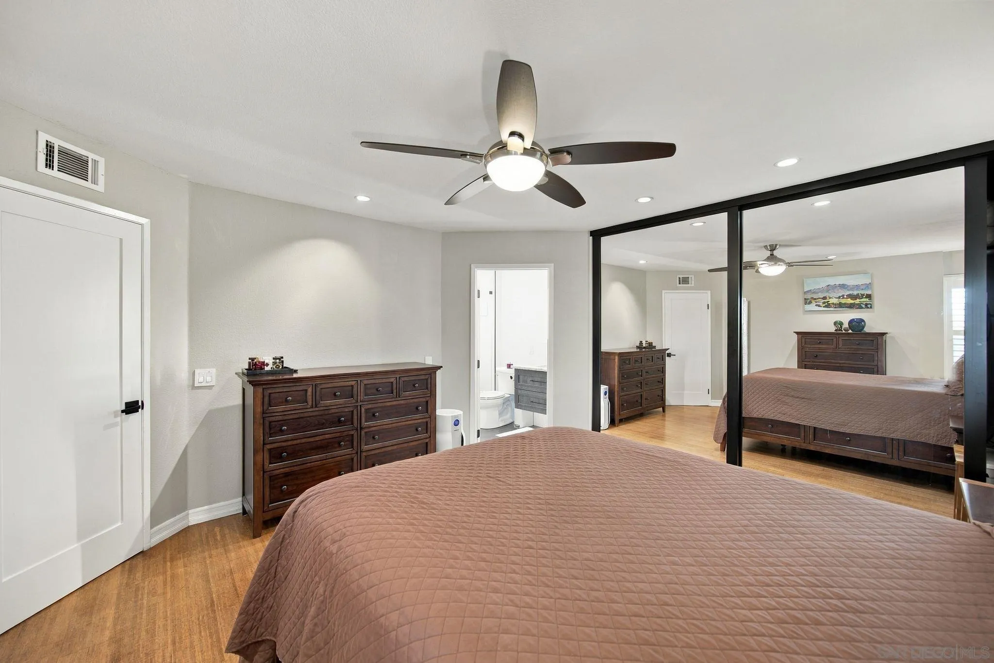 3993 Normal St., #4, San Diego, CA 92103 3993 Normal St., #4, San Diego, CA 92103
