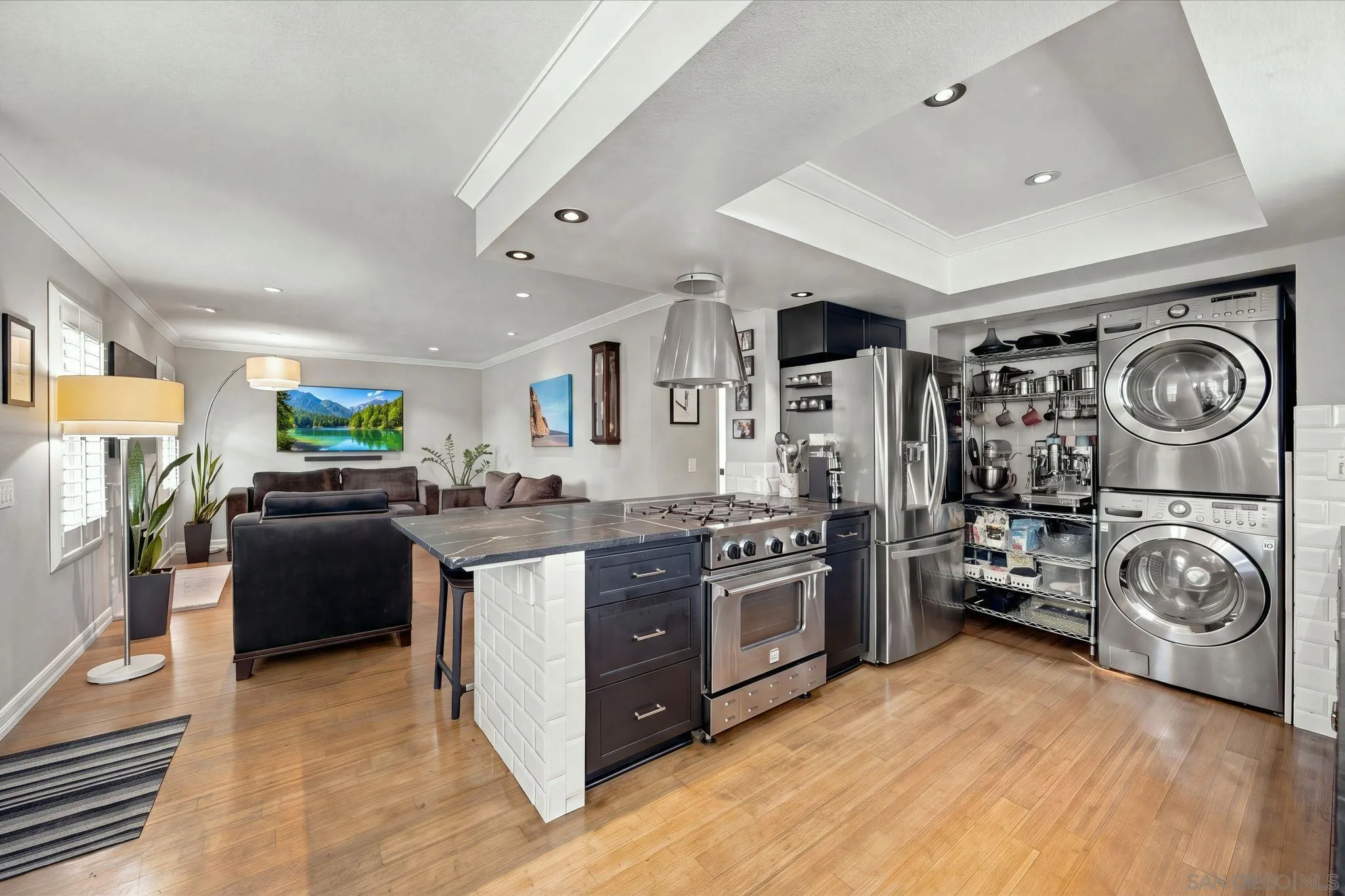 3993 Normal St., #4, San Diego, CA 92103 3993 Normal St., #4, San Diego, CA 92103