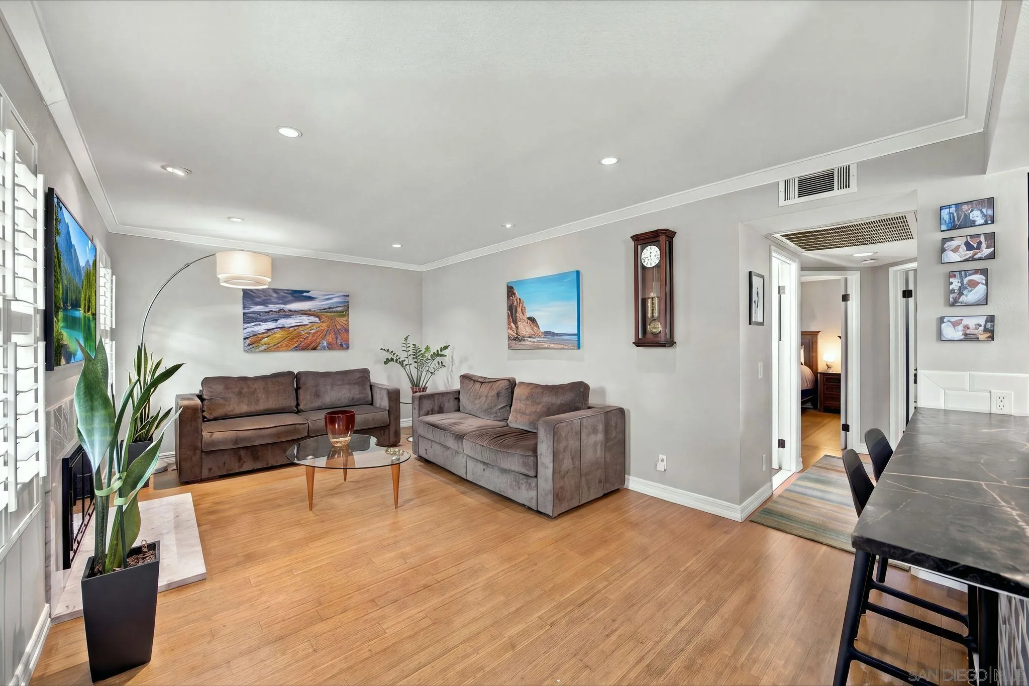 3993 Normal St., #4, San Diego, CA 92103 3993 Normal St., #4, San Diego, CA 92103