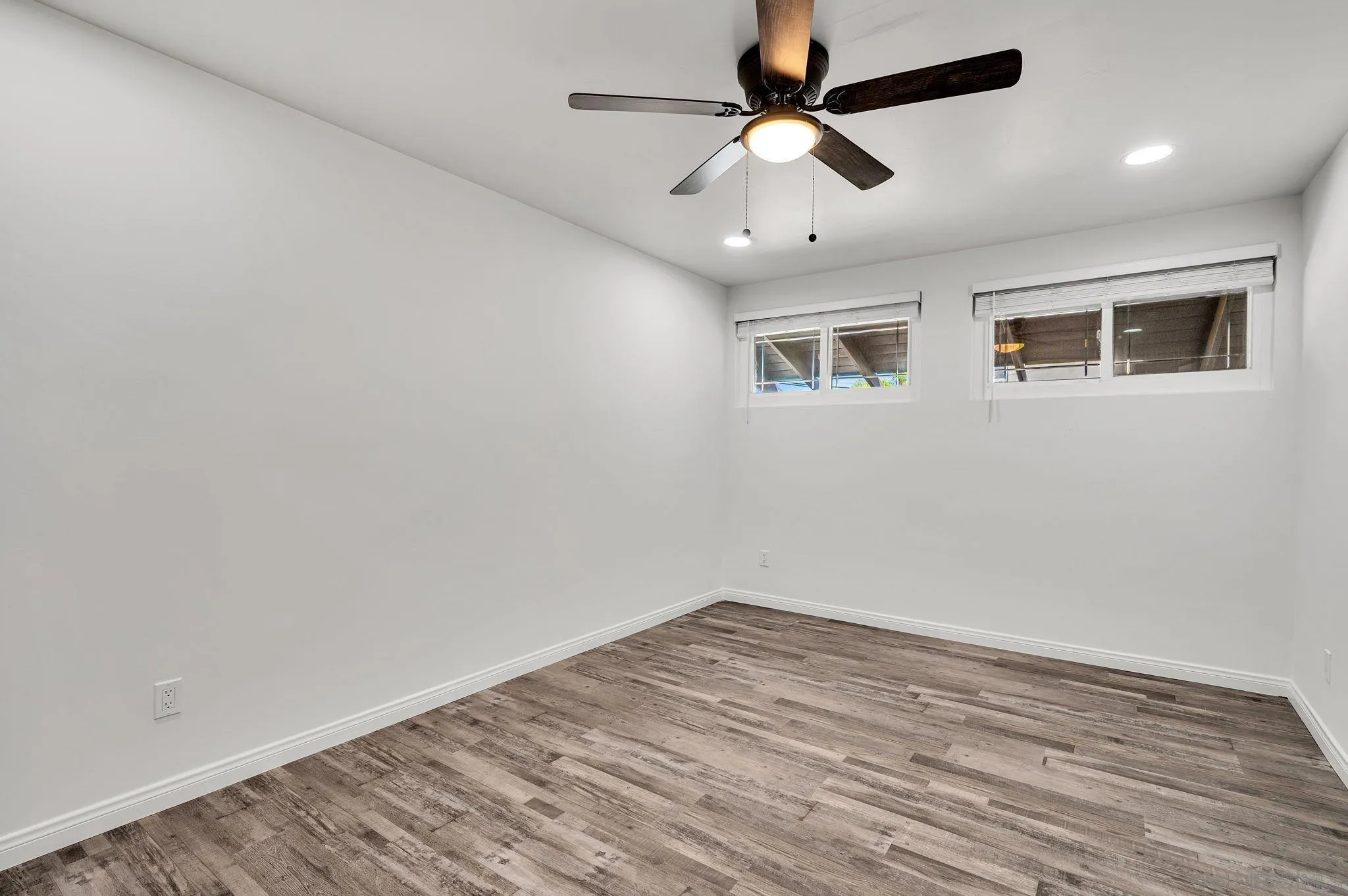 https://cdn.realtyfeed.com/cdn/127/260025392/4a67d44cd262a76852e4541c0c707333.webp