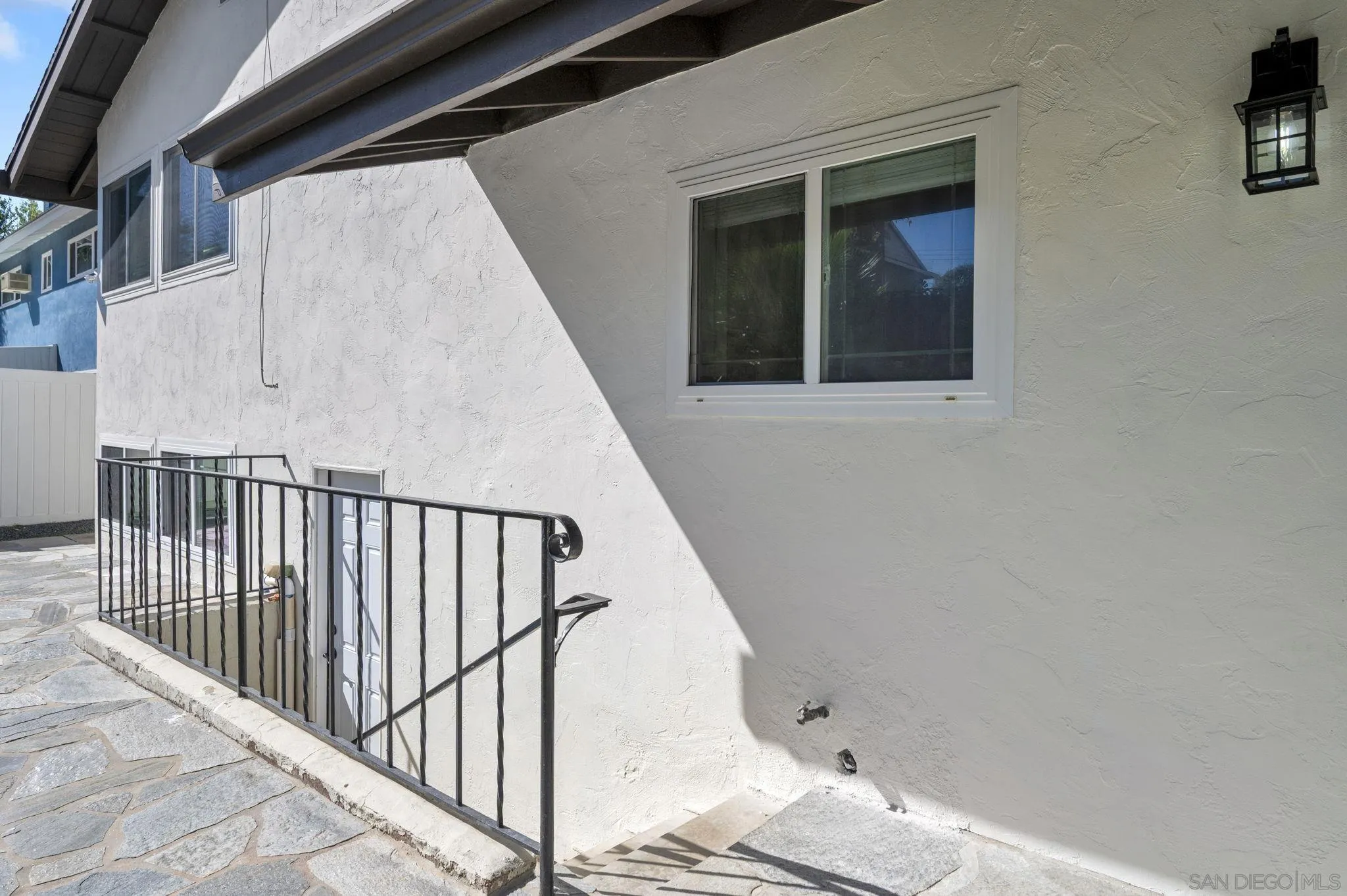 https://cdn.realtyfeed.com/cdn/127/260025392/6d6acb606f06b5050c541d125c8bee8b.webp