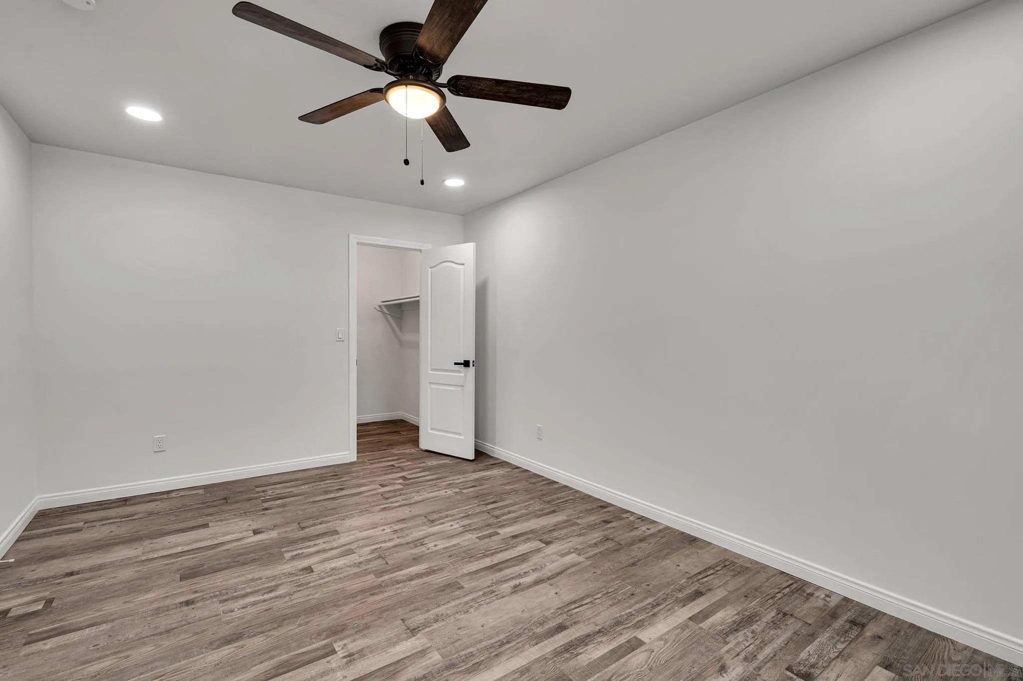 https://cdn.realtyfeed.com/cdn/127/260025392/7b28c1fbfa4b3c622091cb14b3419b5e.webp