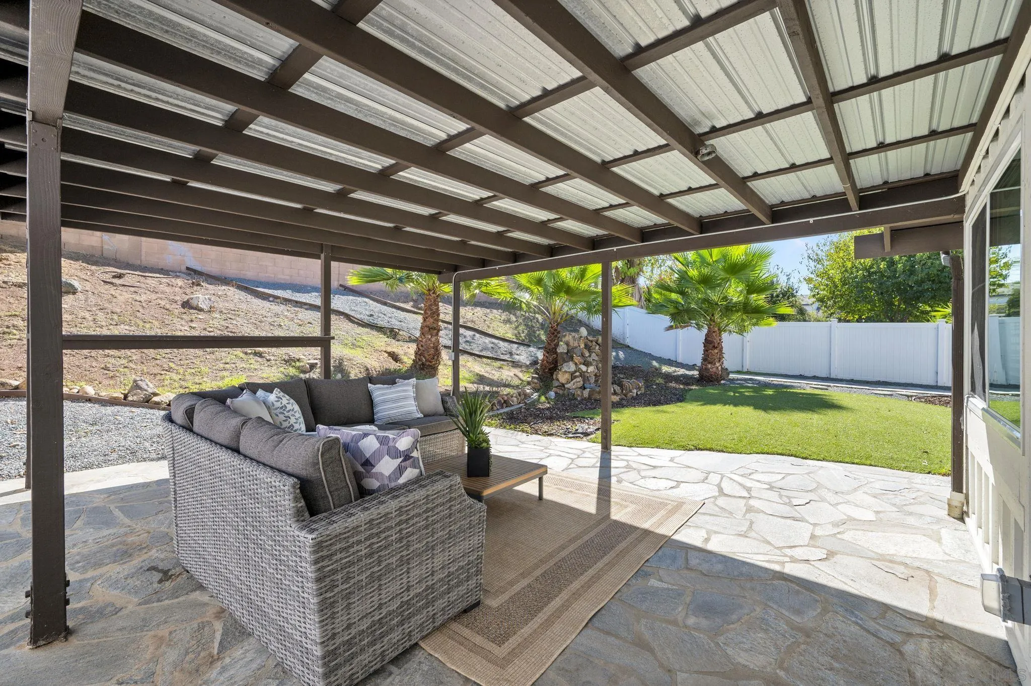 https://cdn.realtyfeed.com/cdn/127/260025392/7f3931fefb3d6ec8610a473dba14aac5.webp