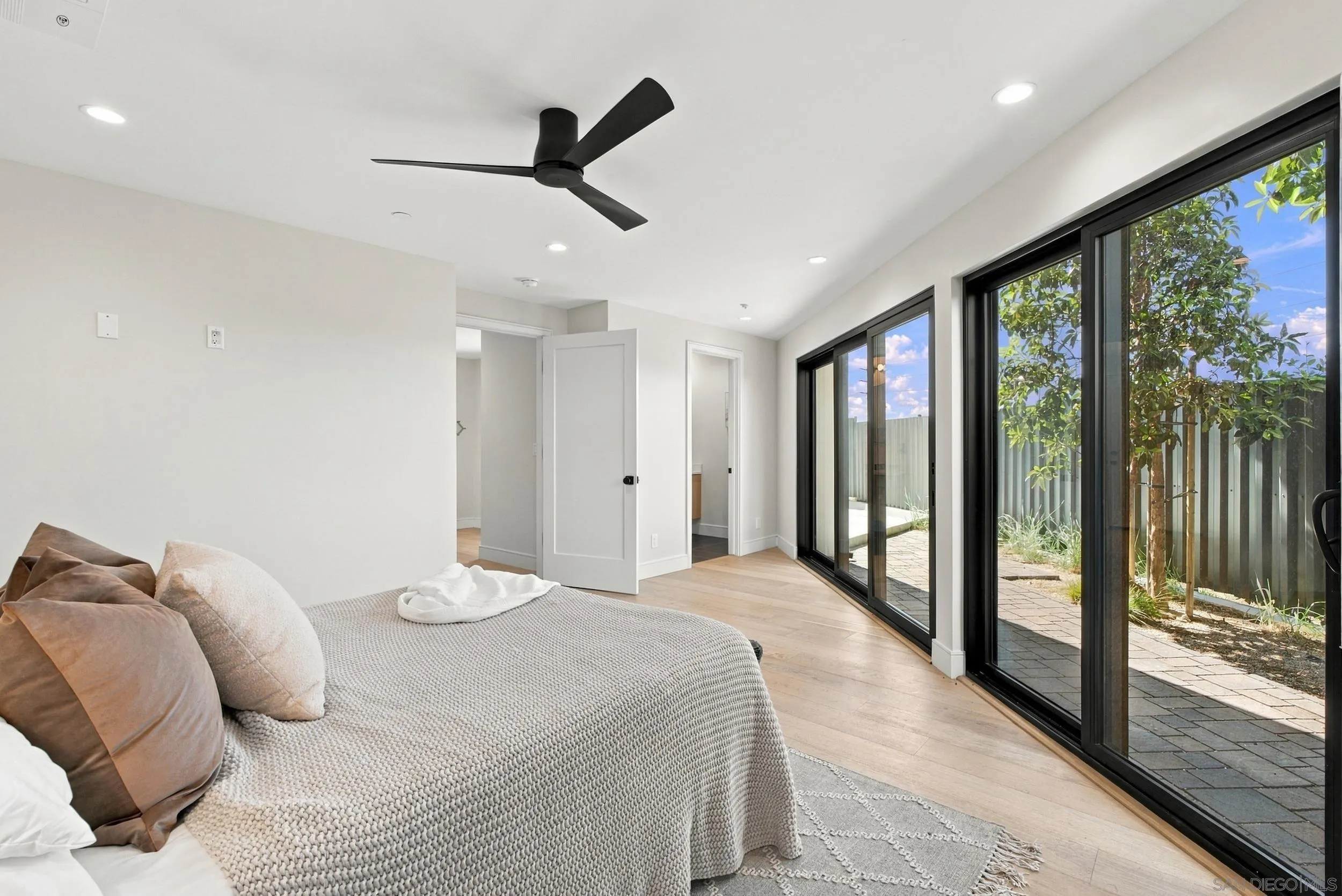 4224 Tonopah Ave, San Diego, CA 92110 4224 Tonopah Ave, San Diego, CA 92110