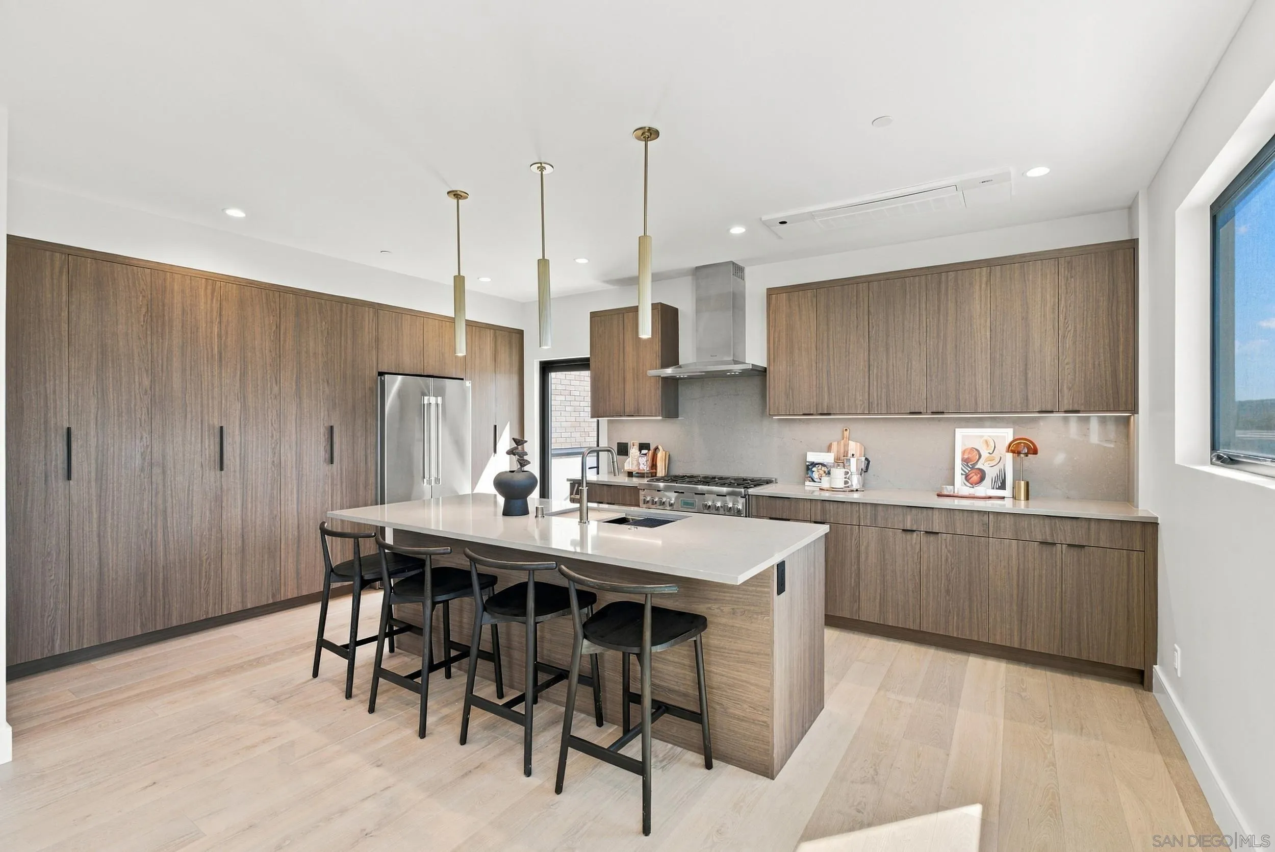 4224 Tonopah Ave, San Diego, CA 92110 4224 Tonopah Ave, San Diego, CA 92110
