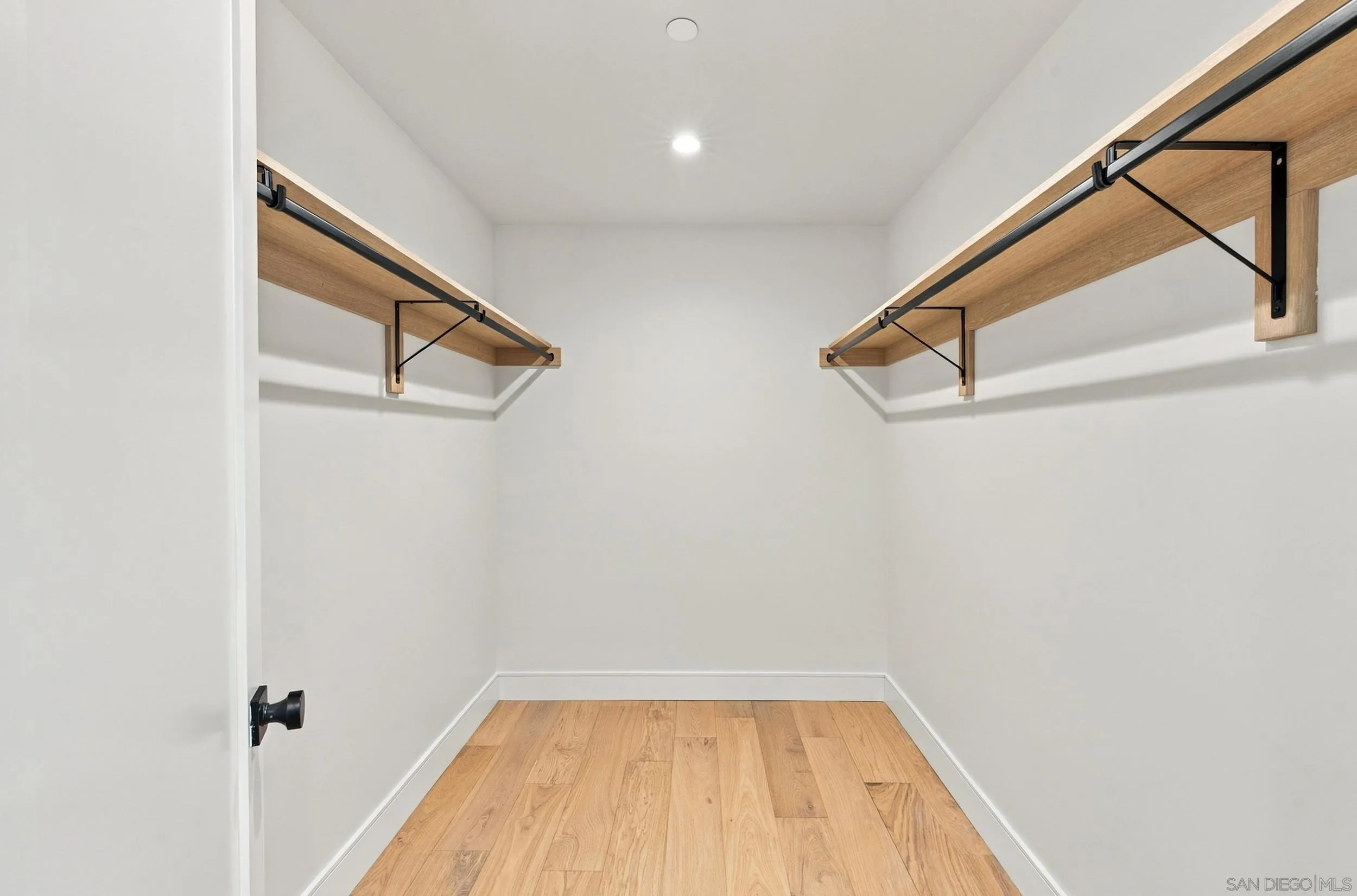 4224 Tonopah Ave, San Diego, CA 92110 4224 Tonopah Ave, San Diego, CA 92110