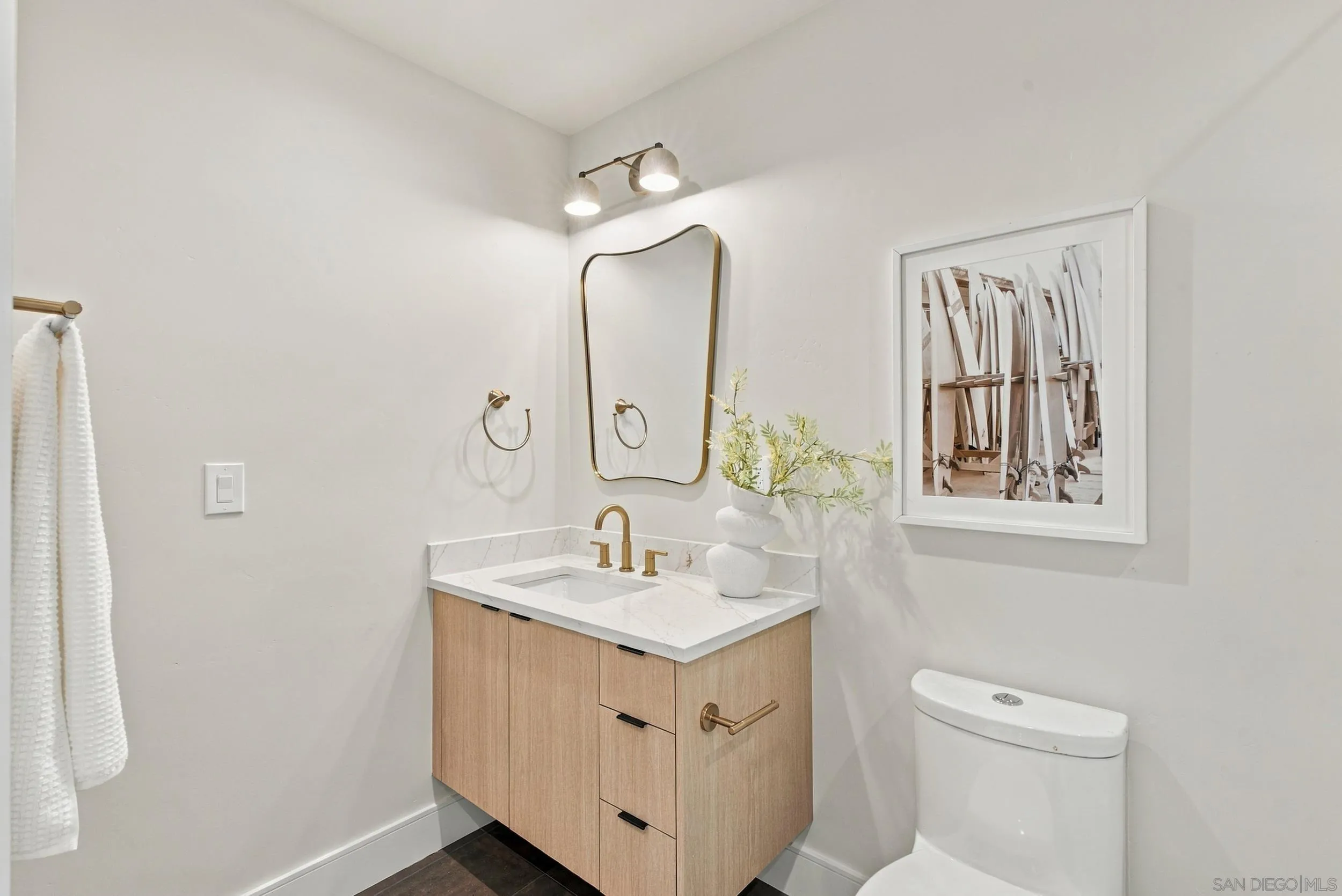 4224 Tonopah Ave, San Diego, CA 92110 4224 Tonopah Ave, San Diego, CA 92110