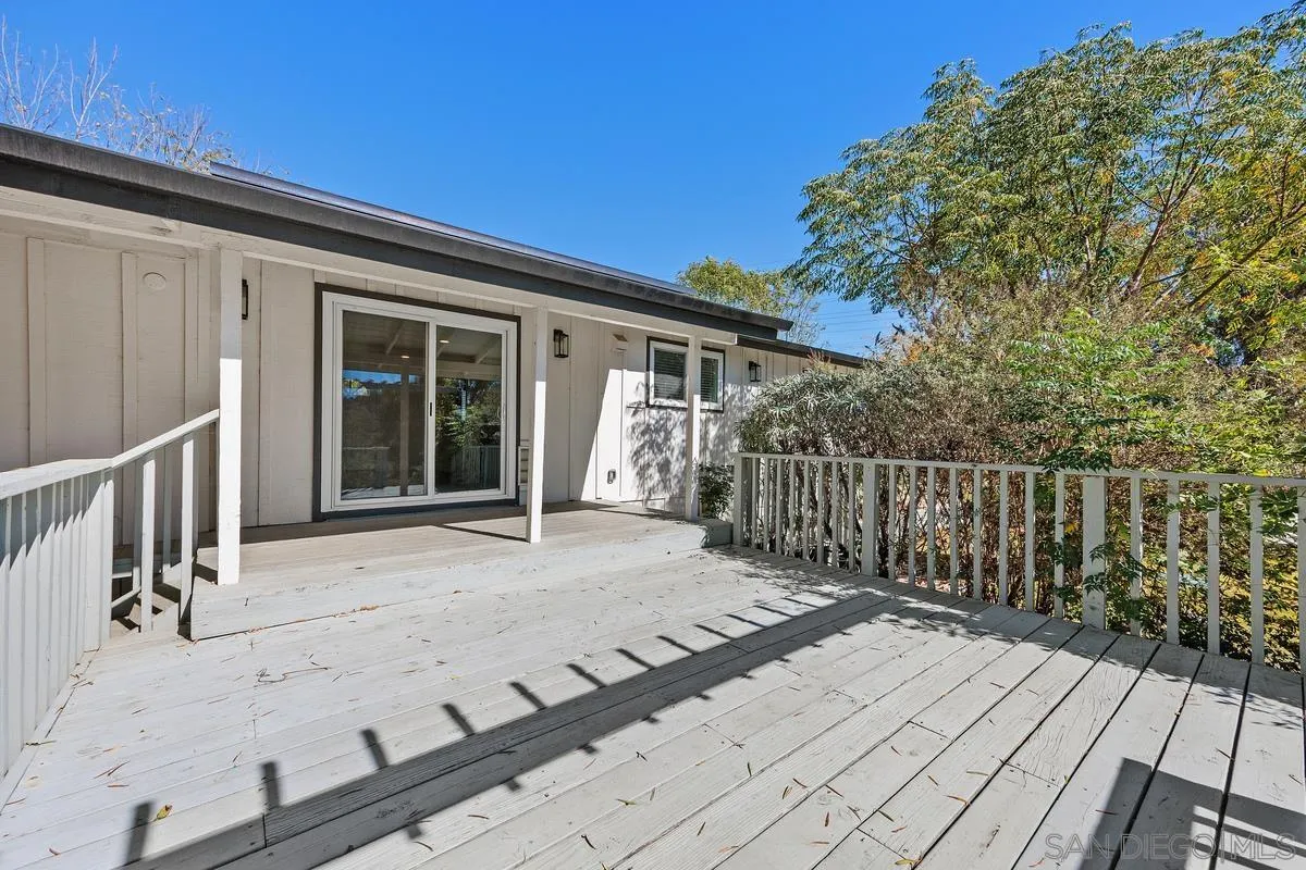 https://cdn.realtyfeed.com/cdn/127/260025398/3da2af762a112fca7a11bab20fdbc7e4.webp