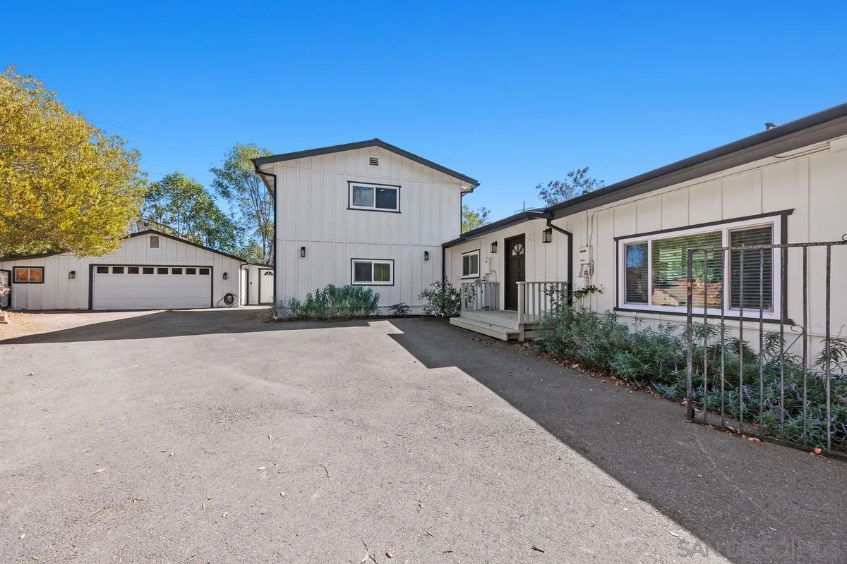 1162 Pebble Springs Ln, Escondido, CA 92026 1162 Pebble Springs Ln, Escondido, CA 92026