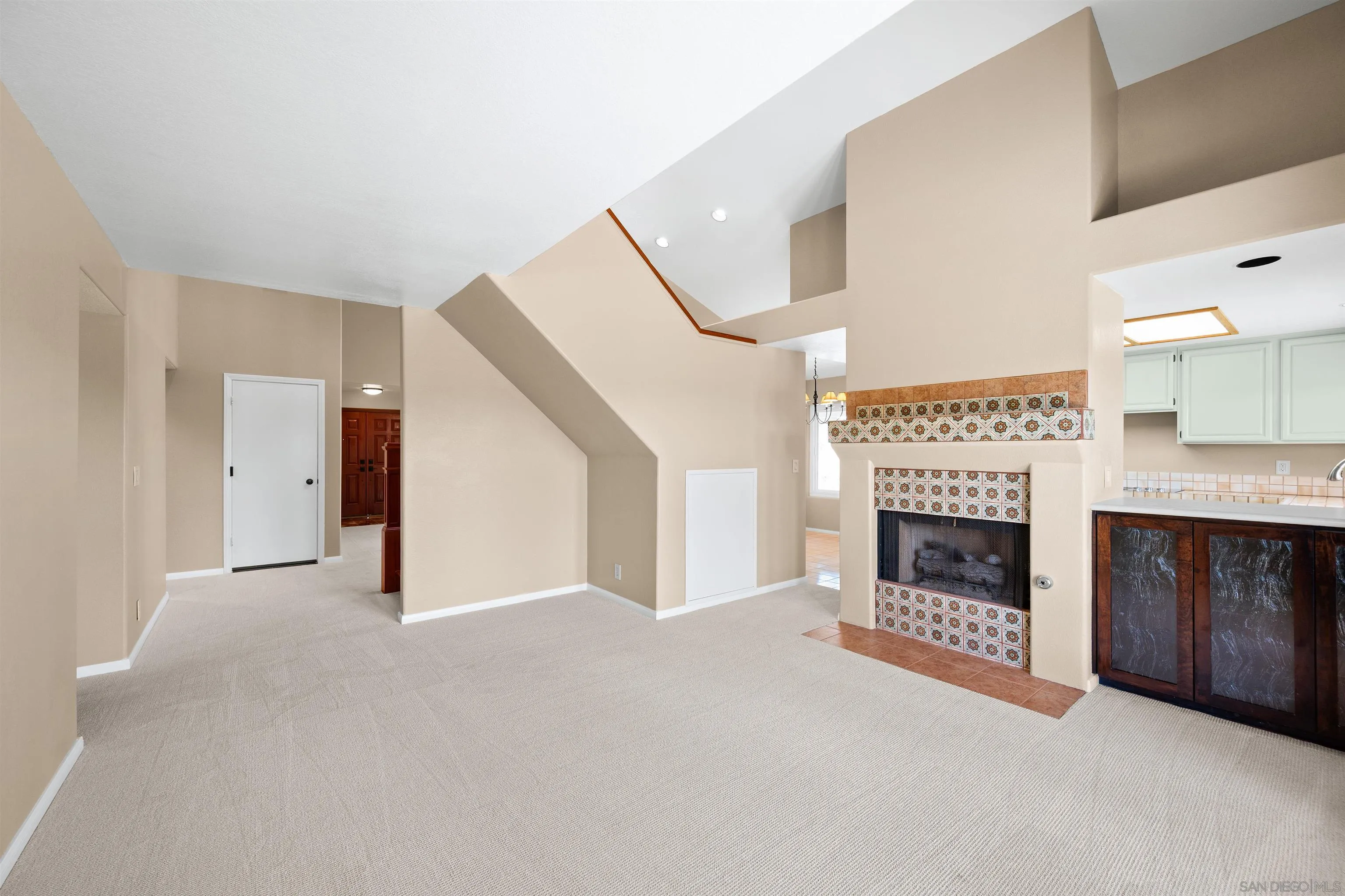 7757 Wing Span Dr, San Diego, CA 92119 7757 Wing Span Dr, San Diego, CA 92119