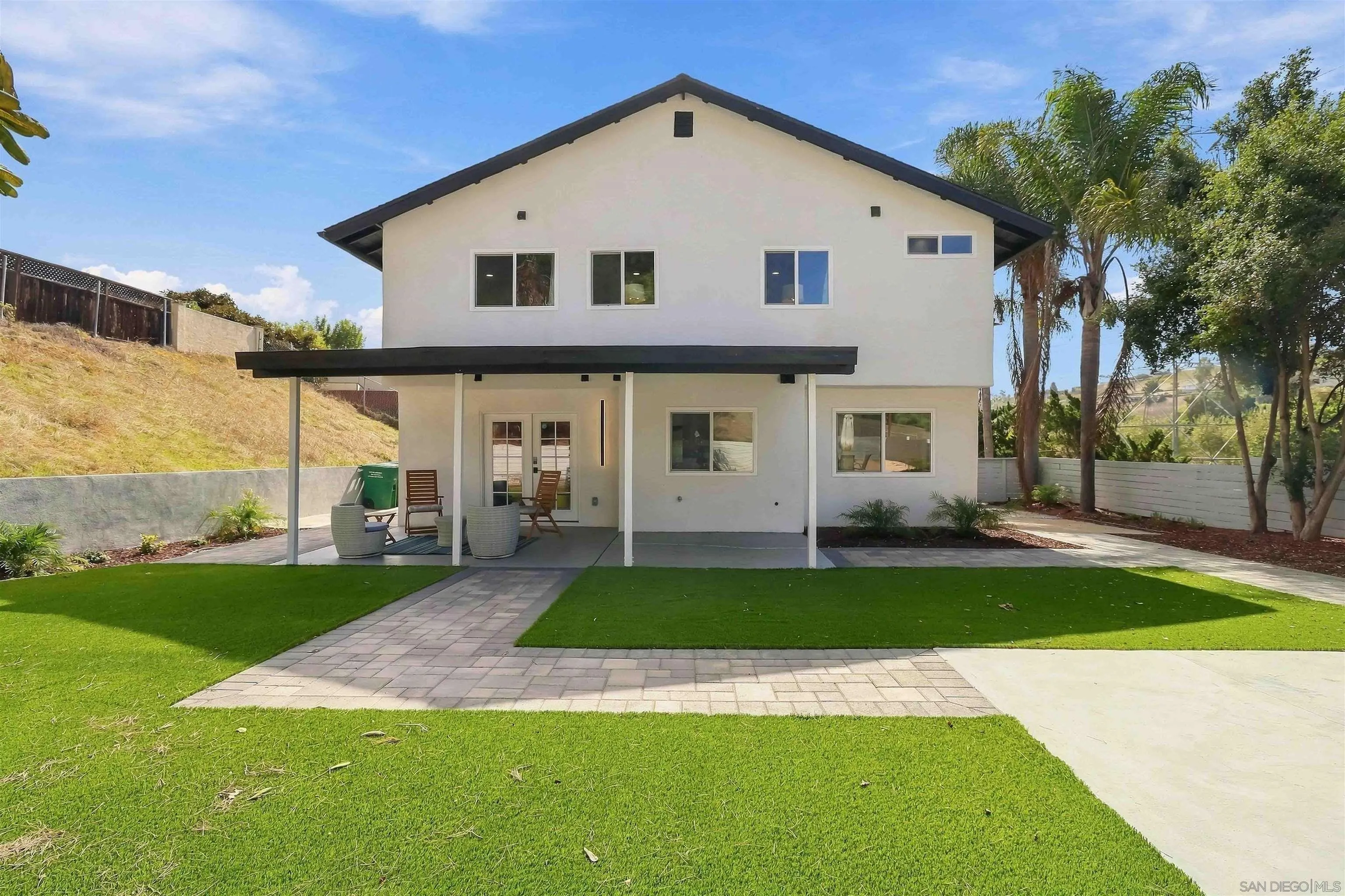 2640 Chestnut, Carlsbad, CA 92010 2640 Chestnut, Carlsbad, CA 92010