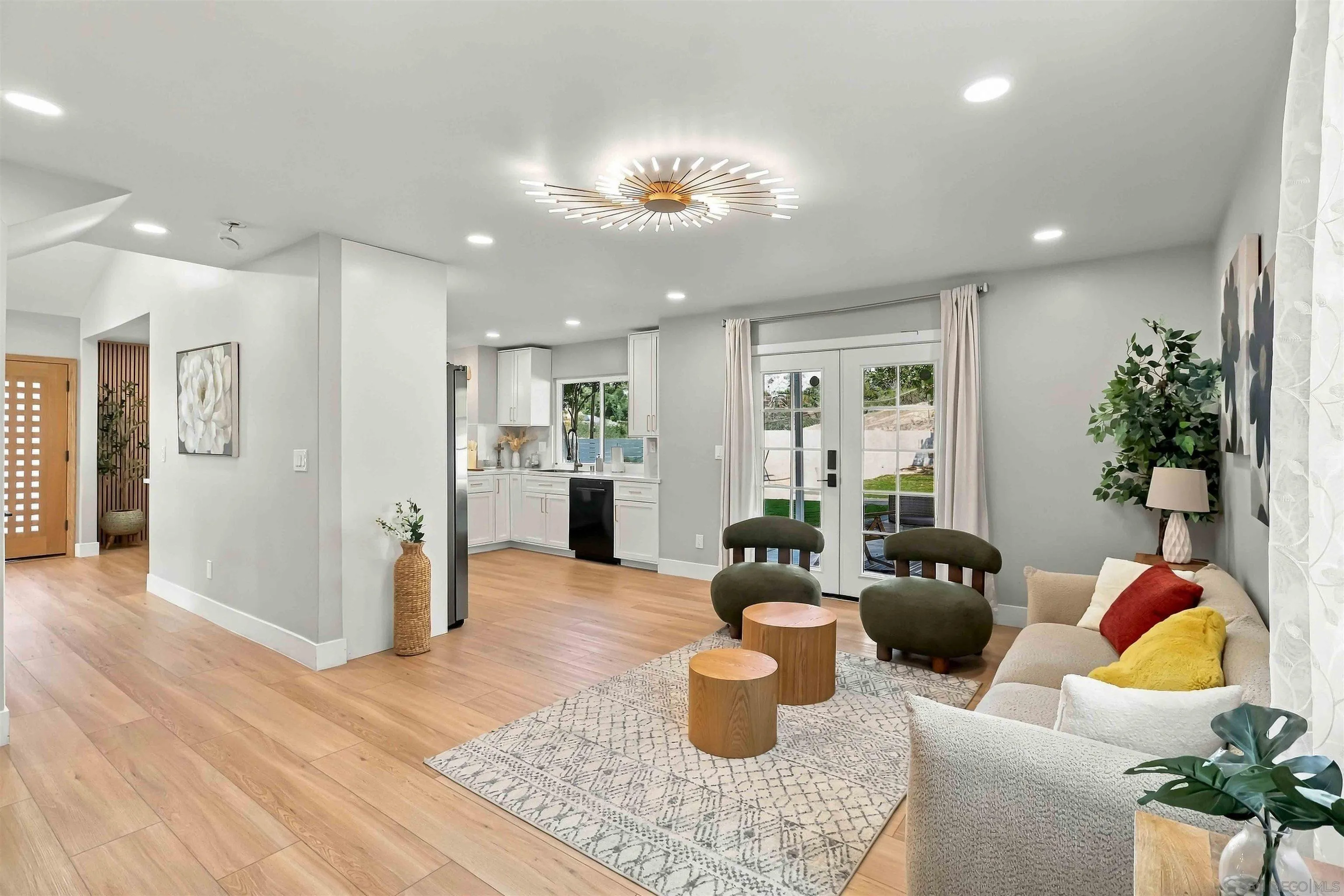 2640 Chestnut, Carlsbad, CA 92010 2640 Chestnut, Carlsbad, CA 92010