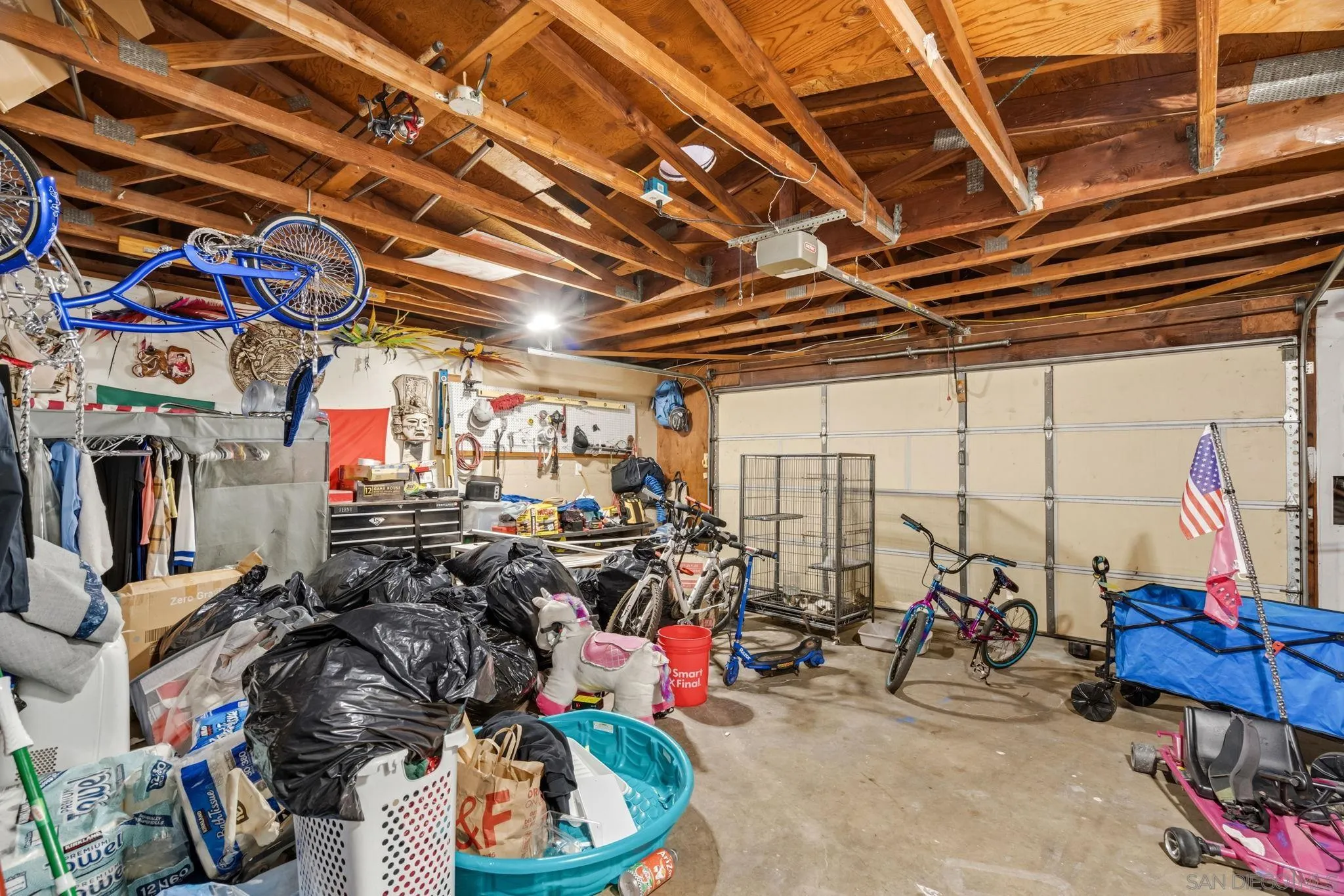 910 Saint George, Spring Valley, CA 91977