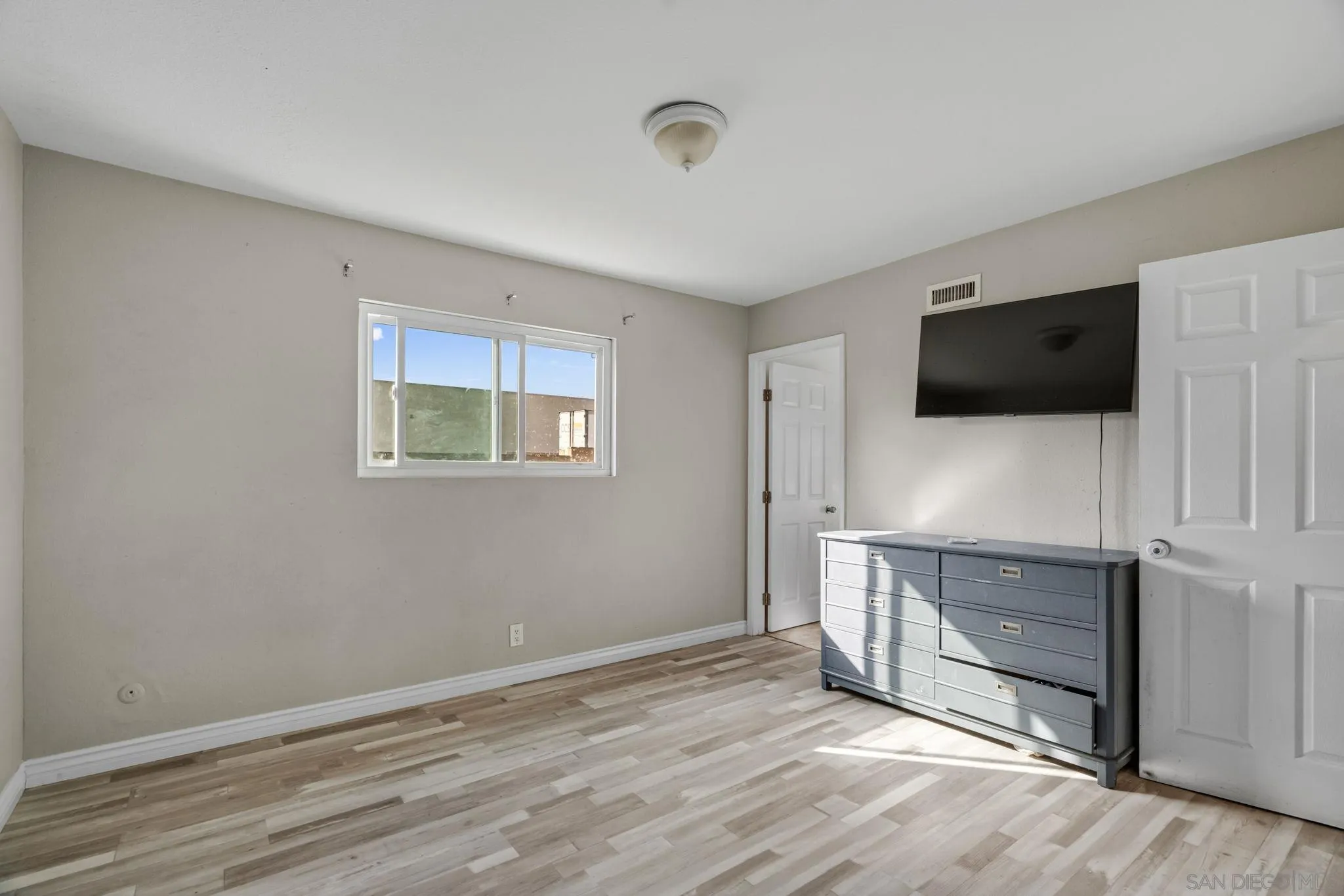 910 Saint George, Spring Valley, CA 91977