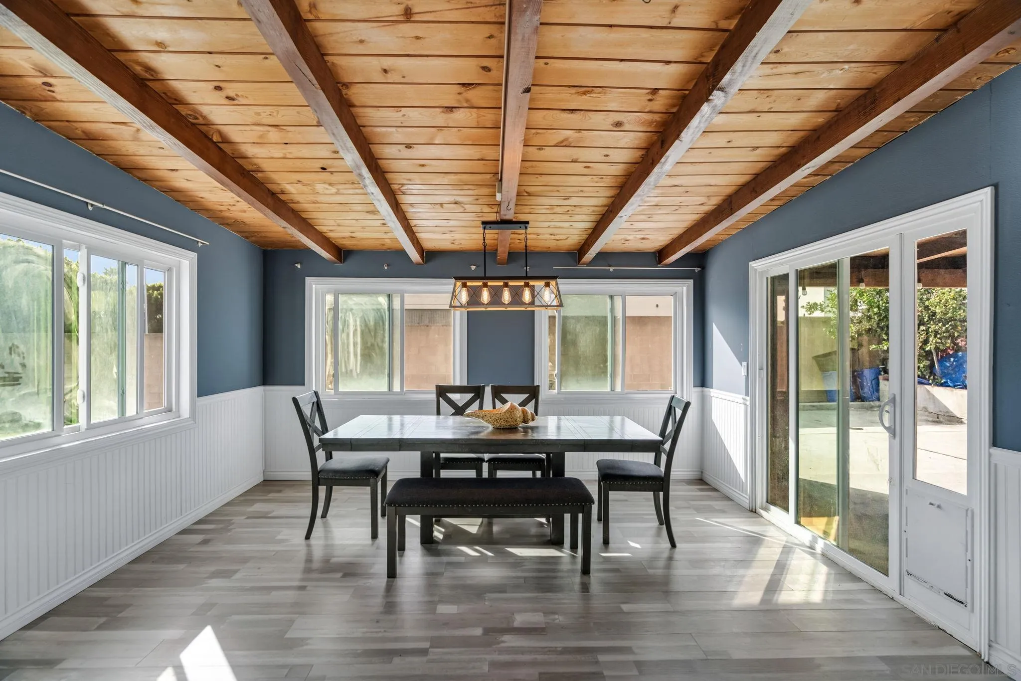 910 Saint George, Spring Valley, CA 91977