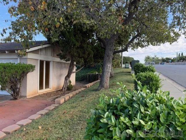 https://cdn.realtyfeed.com/cdn/127/260025413/33558af65d941f1b0d36be3d4c85466b.webp