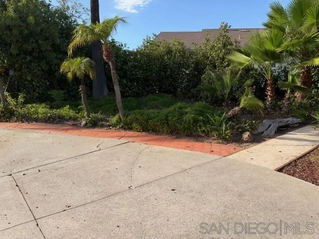 https://cdn.realtyfeed.com/cdn/127/260025413/86e49a97f7c03aa2a379881d33891038.webp